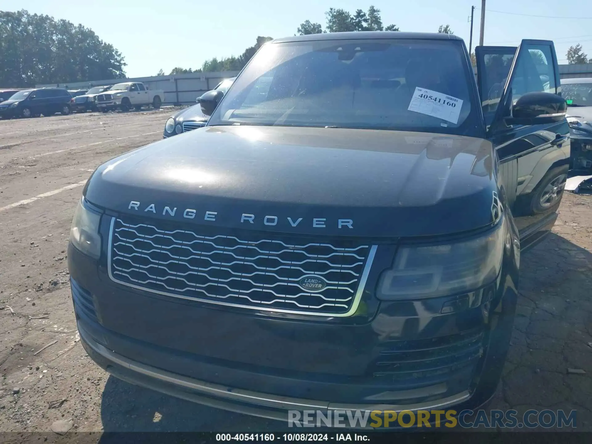 6 Photograph of a damaged car SALGS2SE1LA582971 LAND ROVER RANGE ROVER 2020