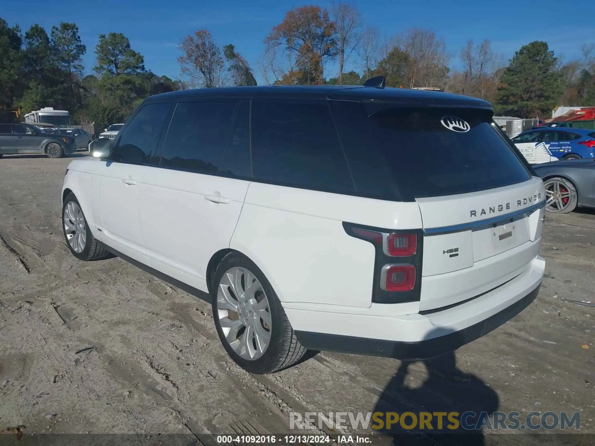 3 Фотография поврежденного автомобиля SALGS5SE1LA590876 LAND ROVER RANGE ROVER 2020
