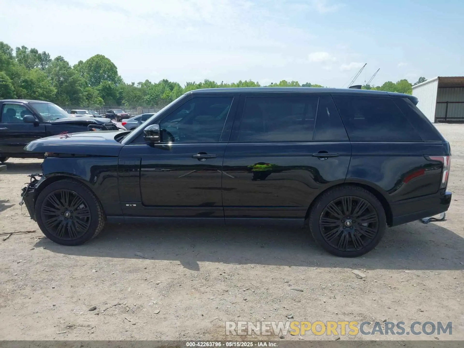 14 Photograph of a damaged car SALGS5SE1LA598279 LAND ROVER RANGE ROVER 2020