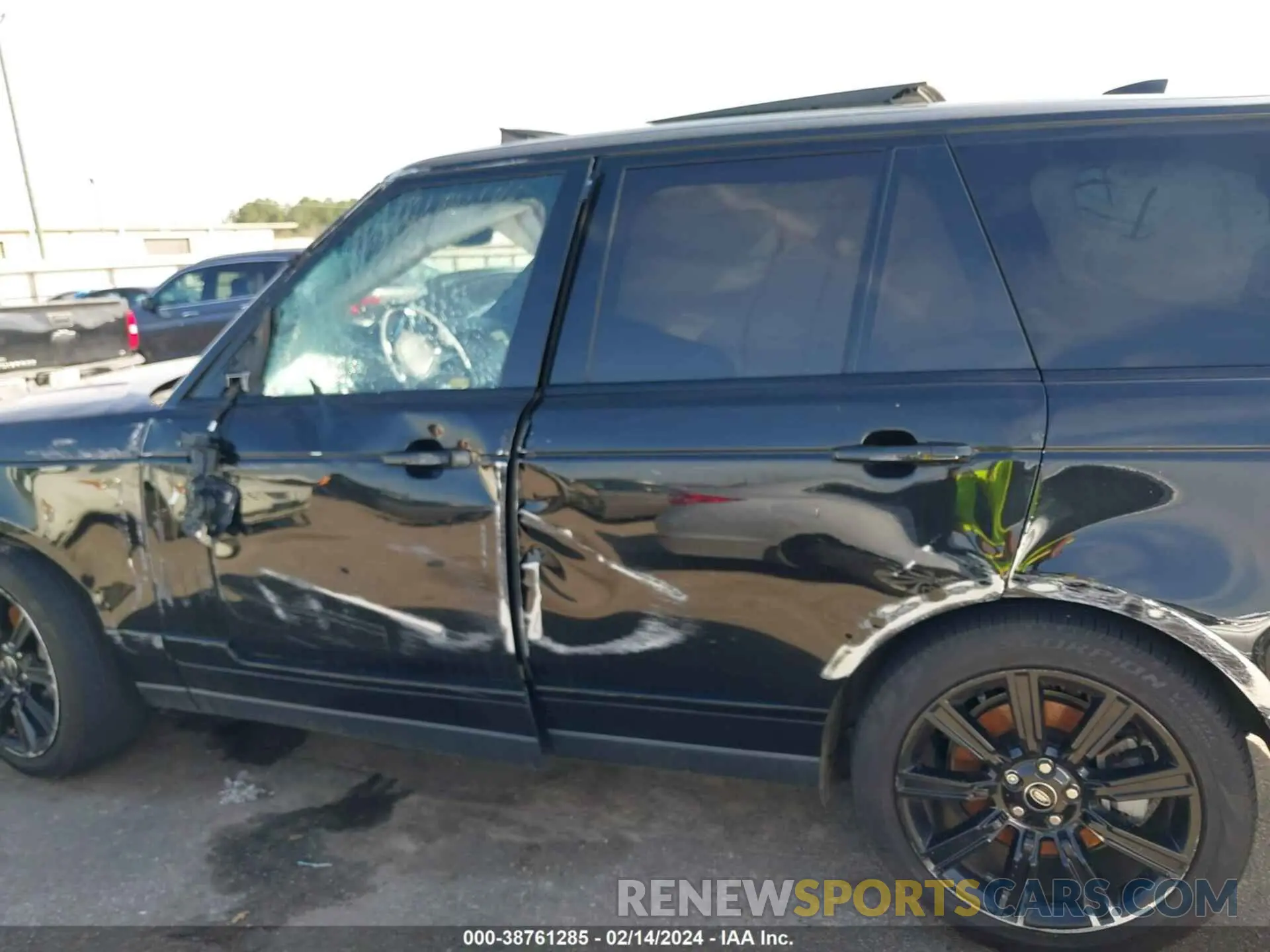 13 Photograph of a damaged car SALGR2SU7MA446882 LAND ROVER RANGE ROVER 2021