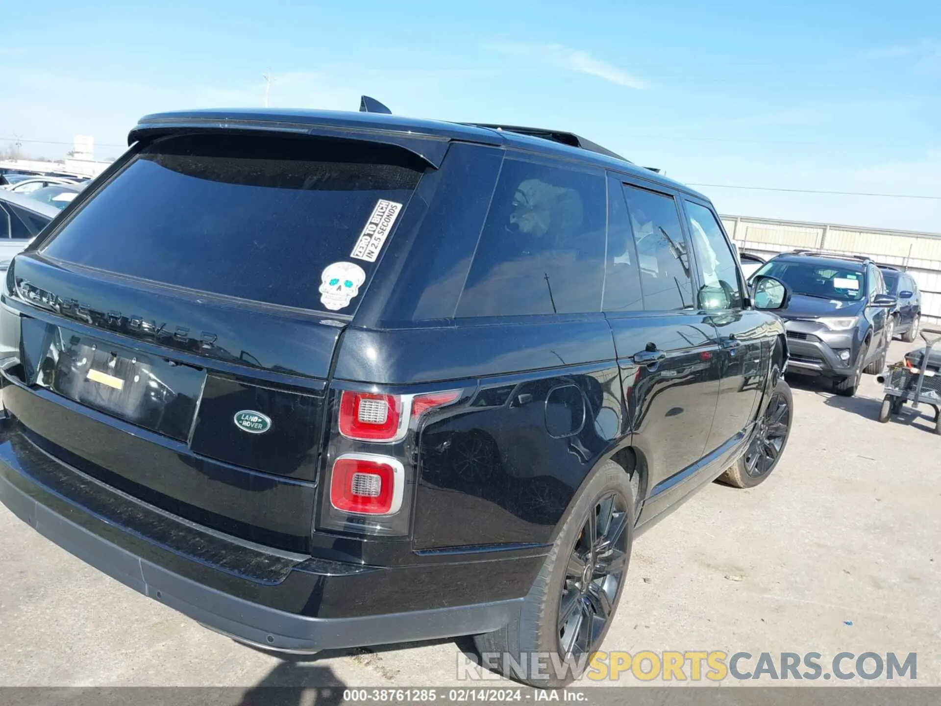4 Photograph of a damaged car SALGR2SU7MA446882 LAND ROVER RANGE ROVER 2021