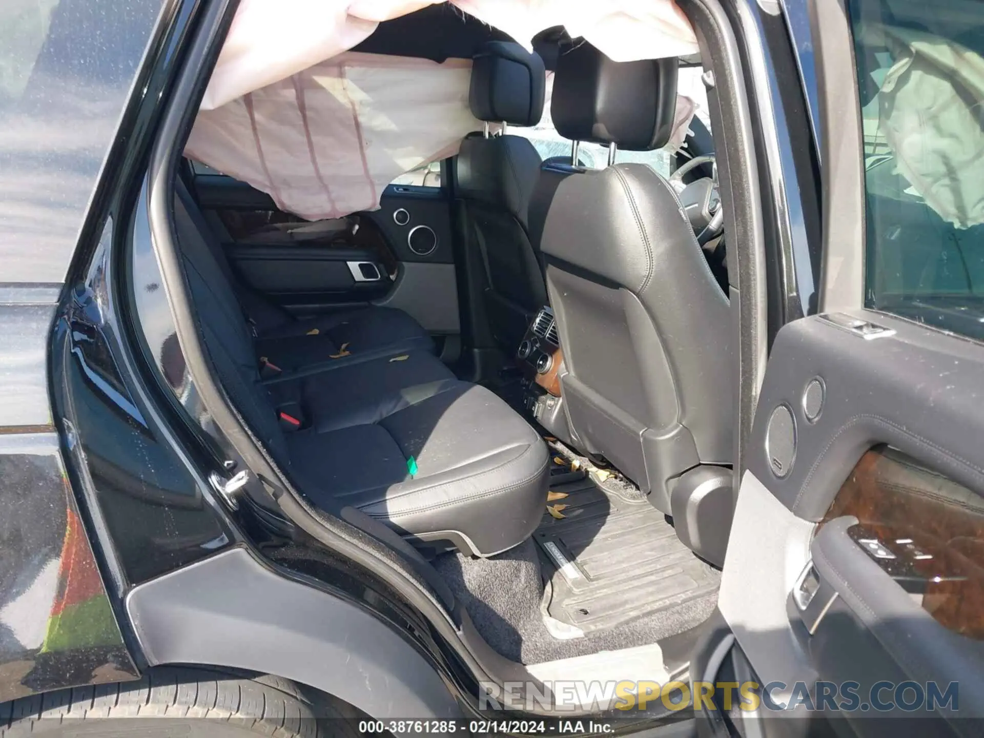 8 Photograph of a damaged car SALGR2SU7MA446882 LAND ROVER RANGE ROVER 2021