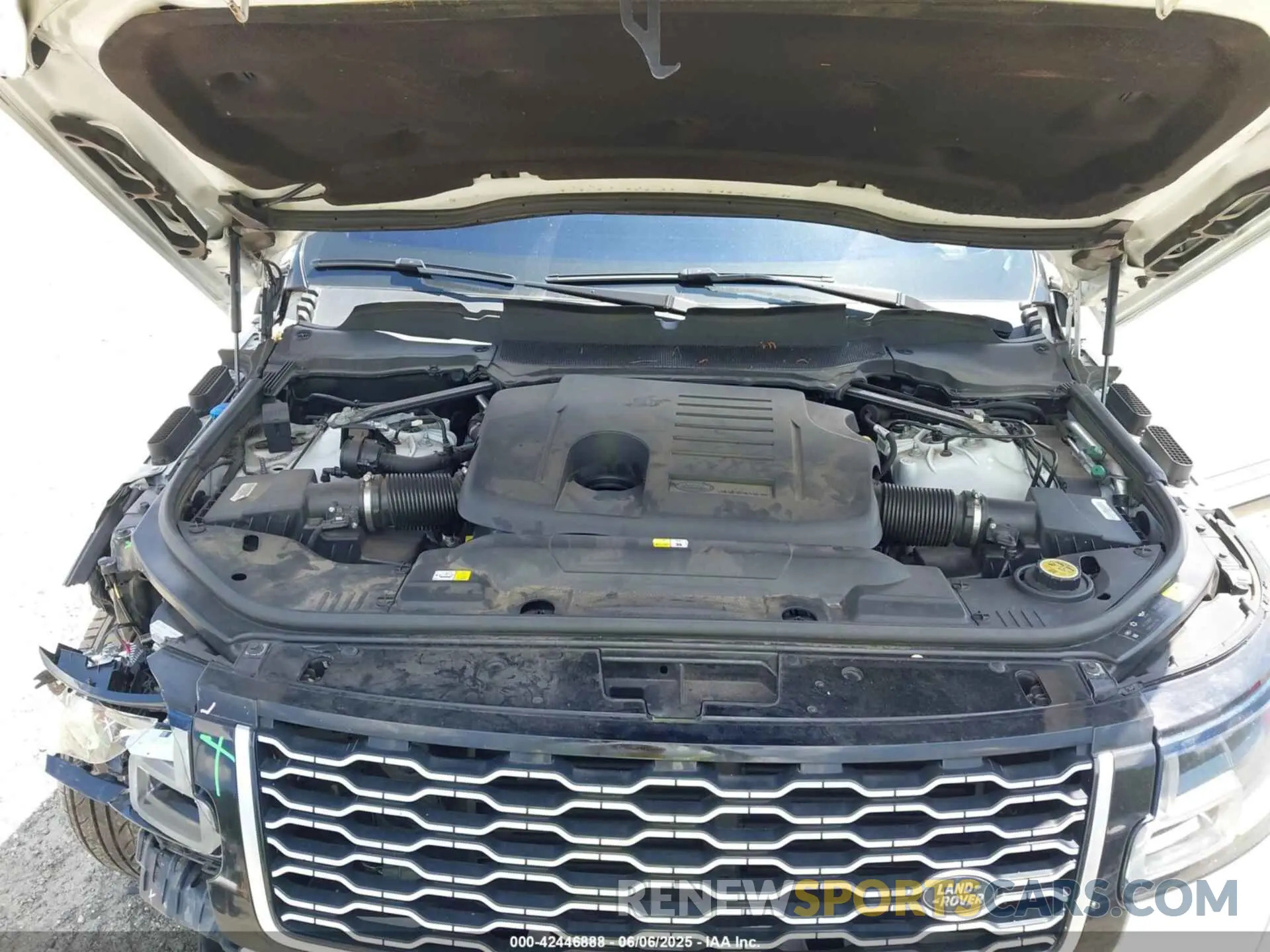 10 Photograph of a damaged car SALGS2RU0MA423843 LAND ROVER RANGE ROVER 2021