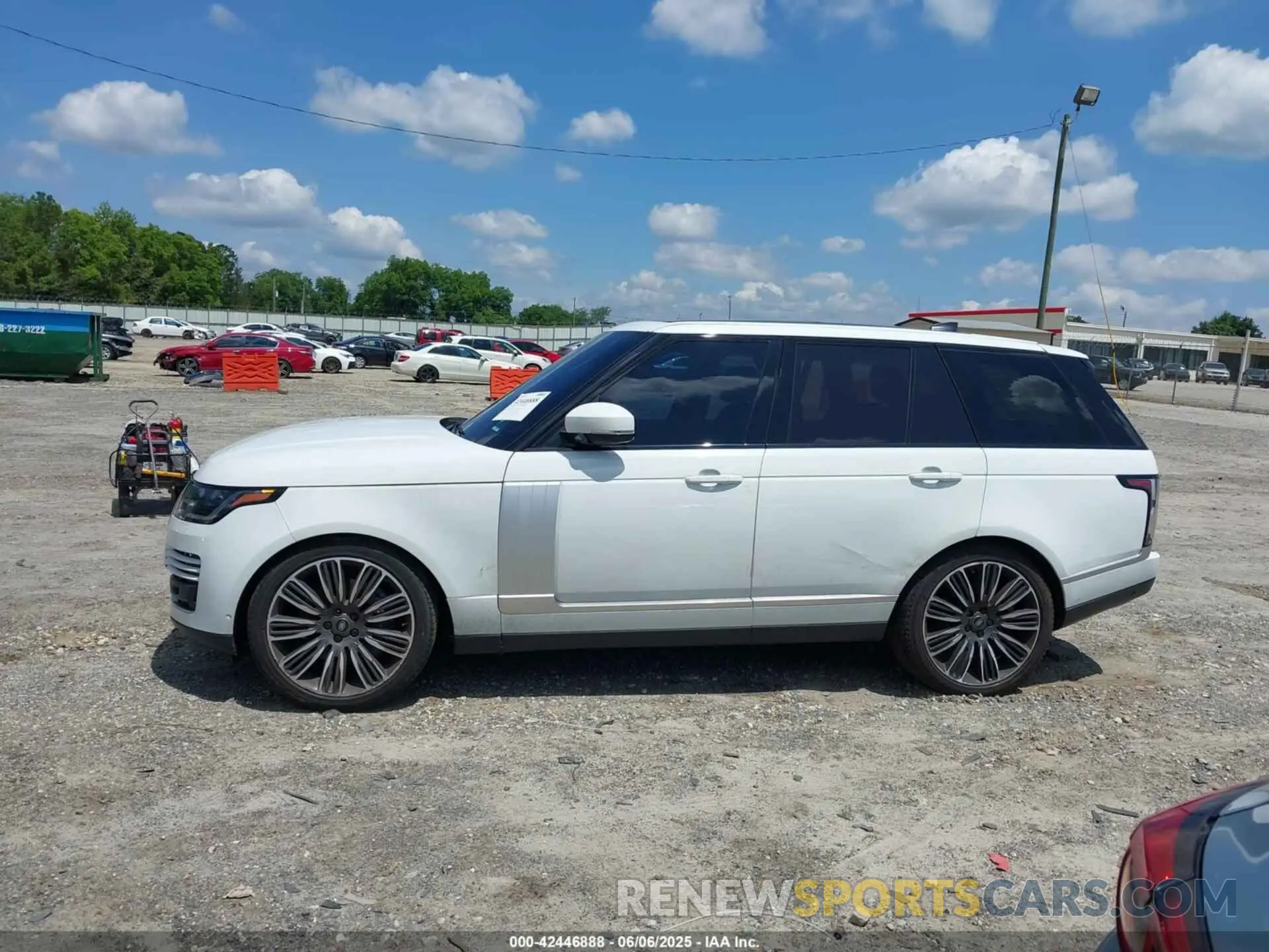 14 Photograph of a damaged car SALGS2RU0MA423843 LAND ROVER RANGE ROVER 2021