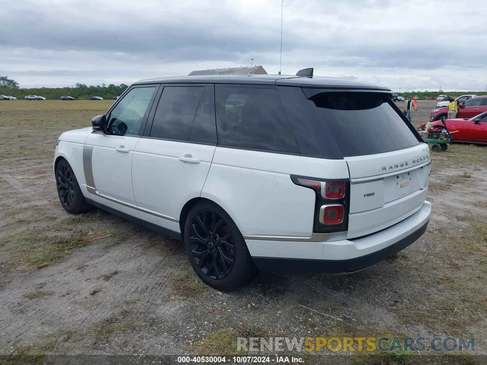 3 Photograph of a damaged car SALGS2RU0MA446717 LAND ROVER RANGE ROVER 2021