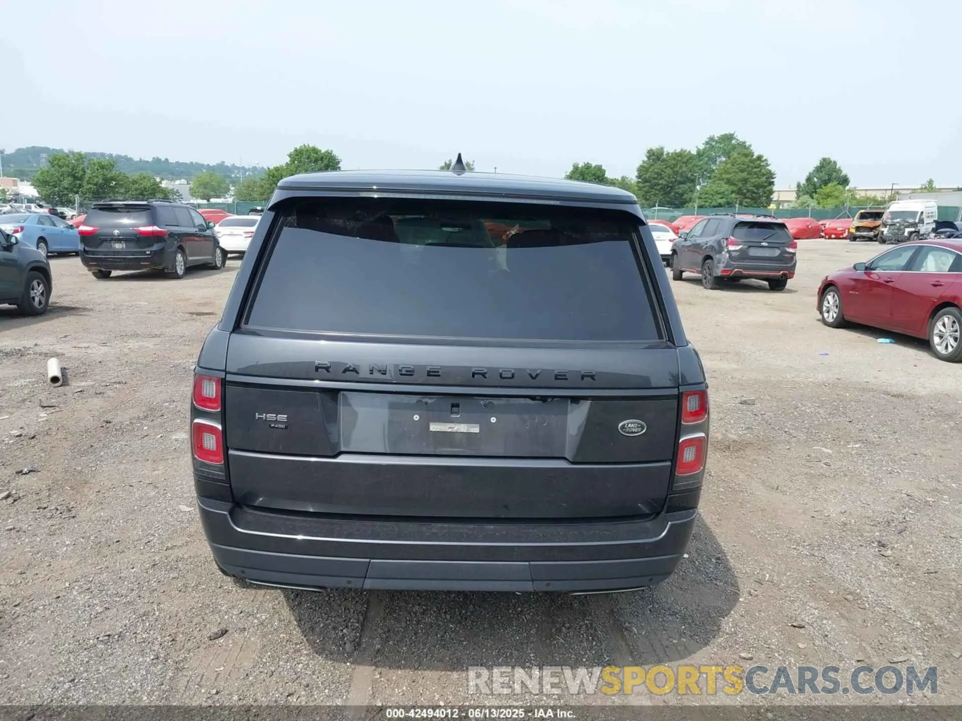 16 Photograph of a damaged car SALGS2RU3MA423688 LAND ROVER RANGE ROVER 2021