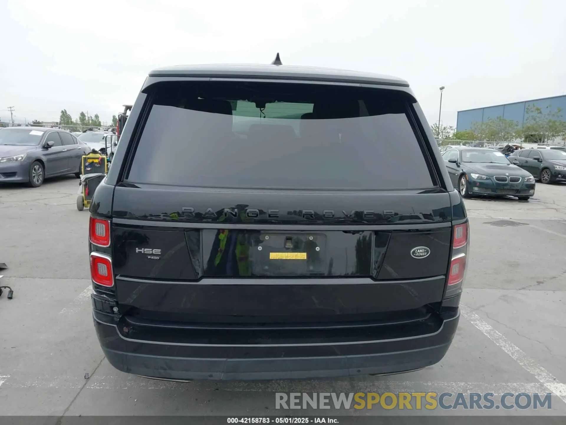 16 Photograph of a damaged car SALGS2RU4MA441990 LAND ROVER RANGE ROVER 2021