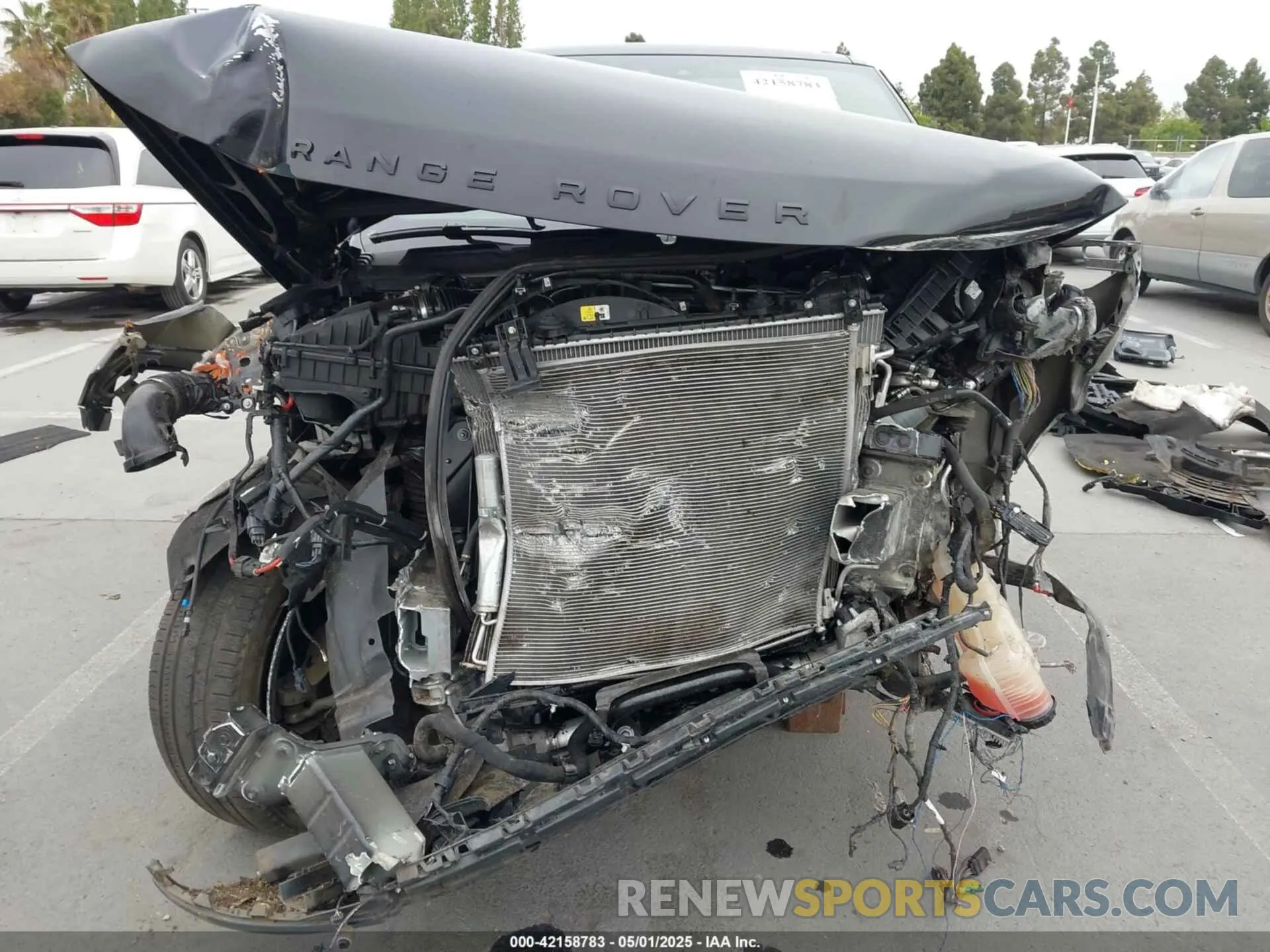 6 Photograph of a damaged car SALGS2RU4MA441990 LAND ROVER RANGE ROVER 2021