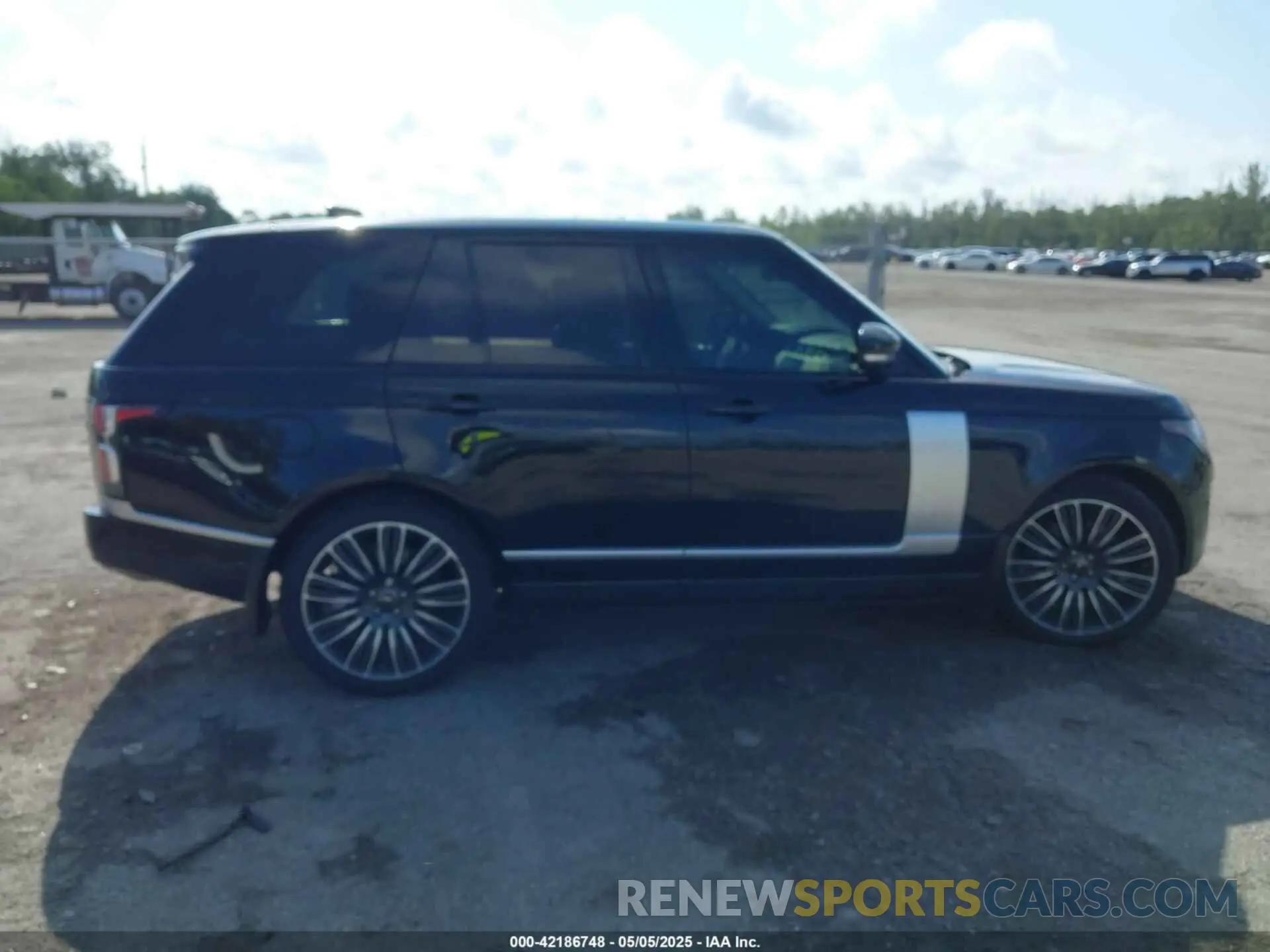 14 Фотография поврежденного автомобиля SALGS2SE0MA439172 LAND ROVER RANGE ROVER 2021