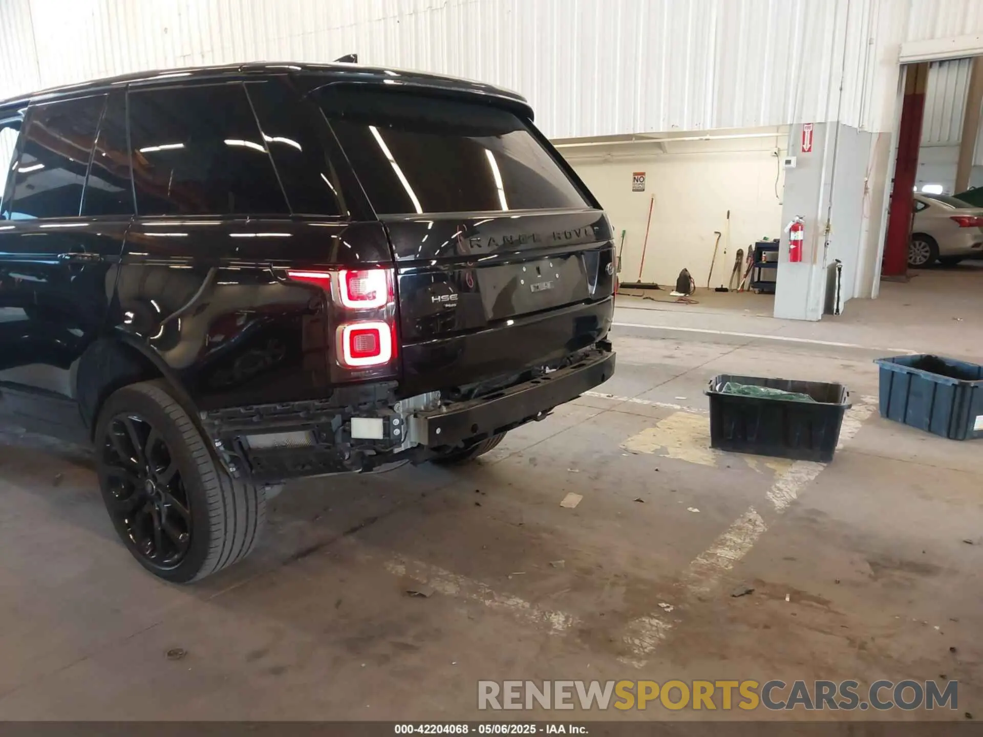 21 Фотография поврежденного автомобиля SALGS2SE8MA438691 LAND ROVER RANGE ROVER 2021