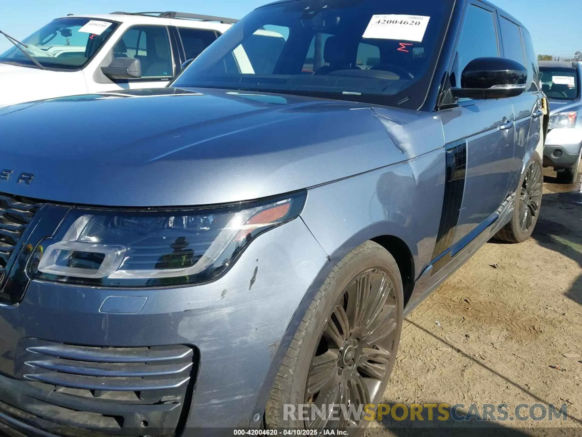 17 Photograph of a damaged car SALGS2RU3NA467420 LAND ROVER RANGE ROVER 2022