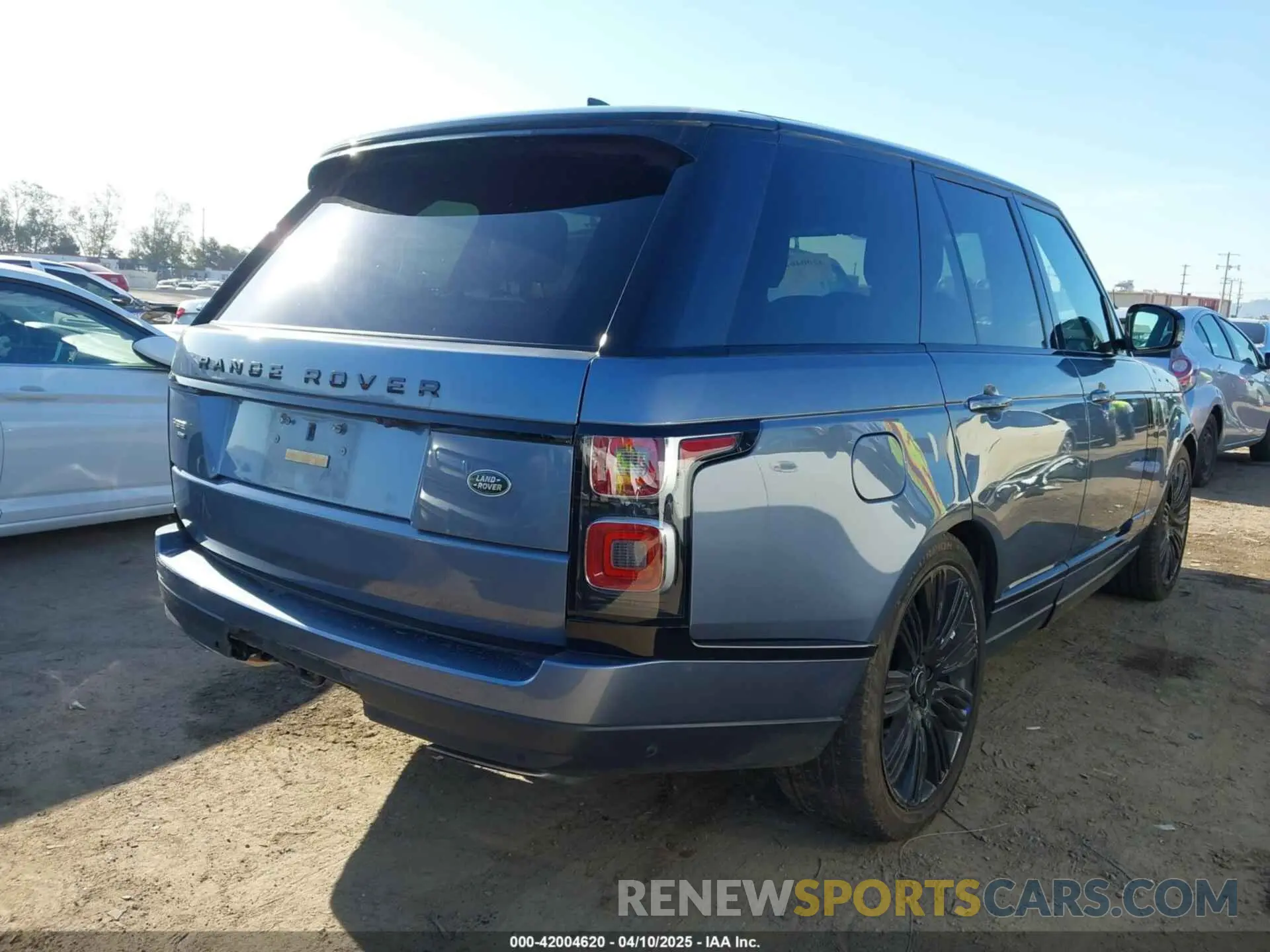 4 Photograph of a damaged car SALGS2RU3NA467420 LAND ROVER RANGE ROVER 2022