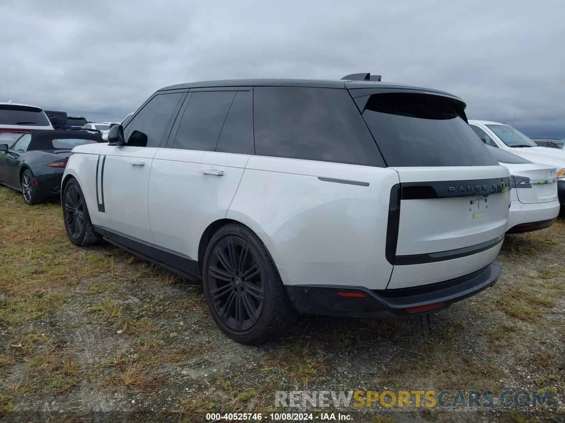 3 Photograph of a damaged car SALKP9E73PA024711 LAND ROVER RANGE ROVER 2023