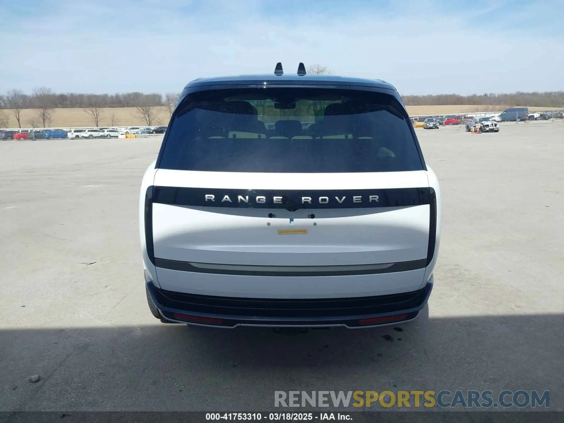 17 Photograph of a damaged car SALKPBFU4RA228321 LAND ROVER RANGE ROVER 2024