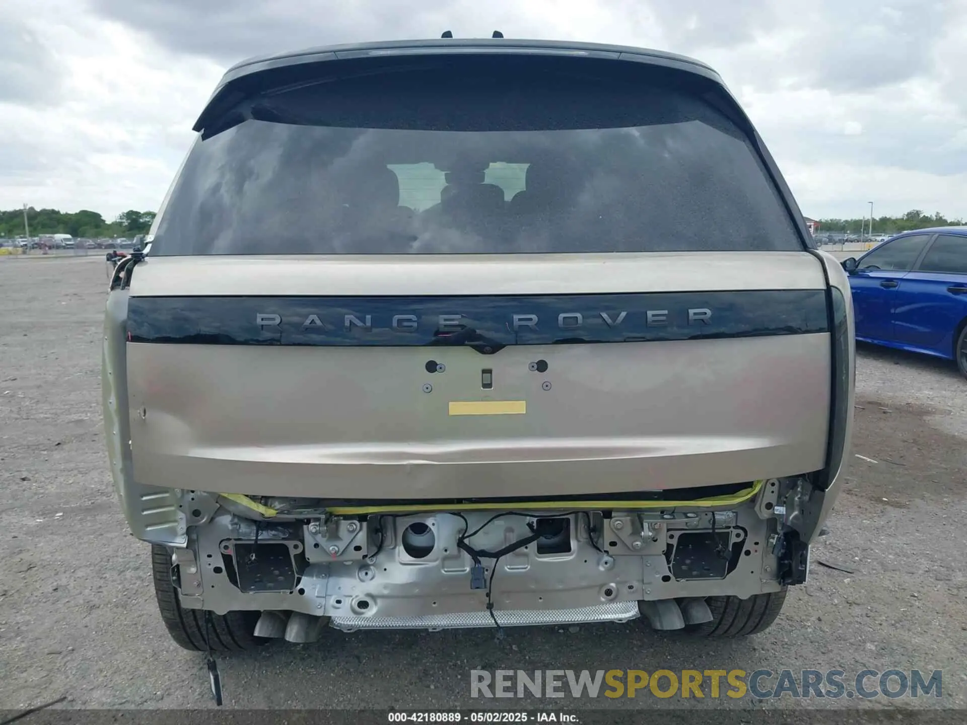 17 Фотография поврежденного автомобиля SALKP9E98SA300830 LAND ROVER RANGE ROVER 2025