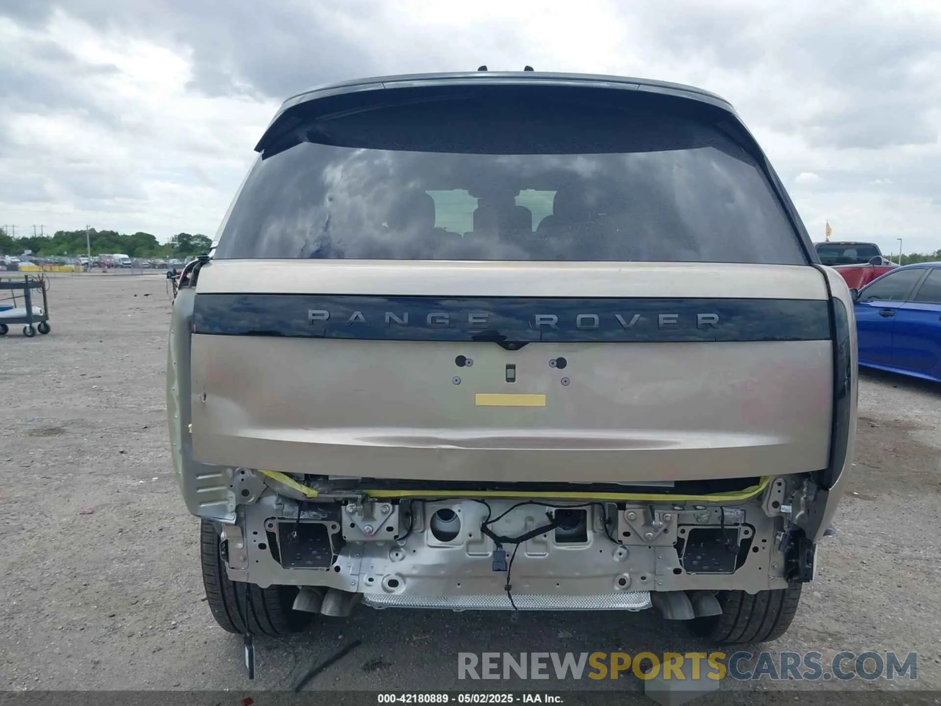 6 Фотография поврежденного автомобиля SALKP9E98SA300830 LAND ROVER RANGE ROVER 2025