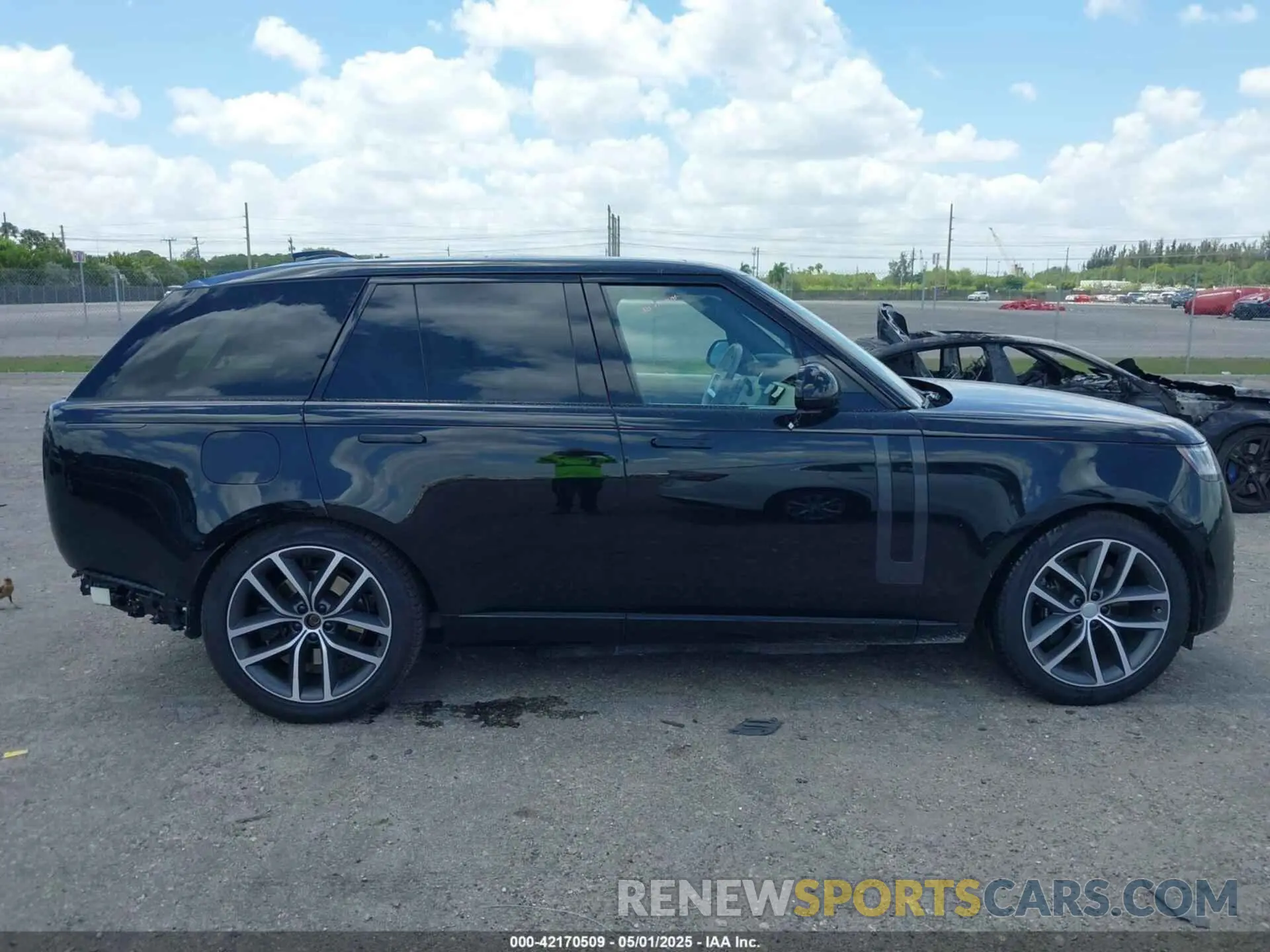 14 Фотография поврежденного автомобиля SALKP9F41SA262215 LAND ROVER RANGE ROVER 2025