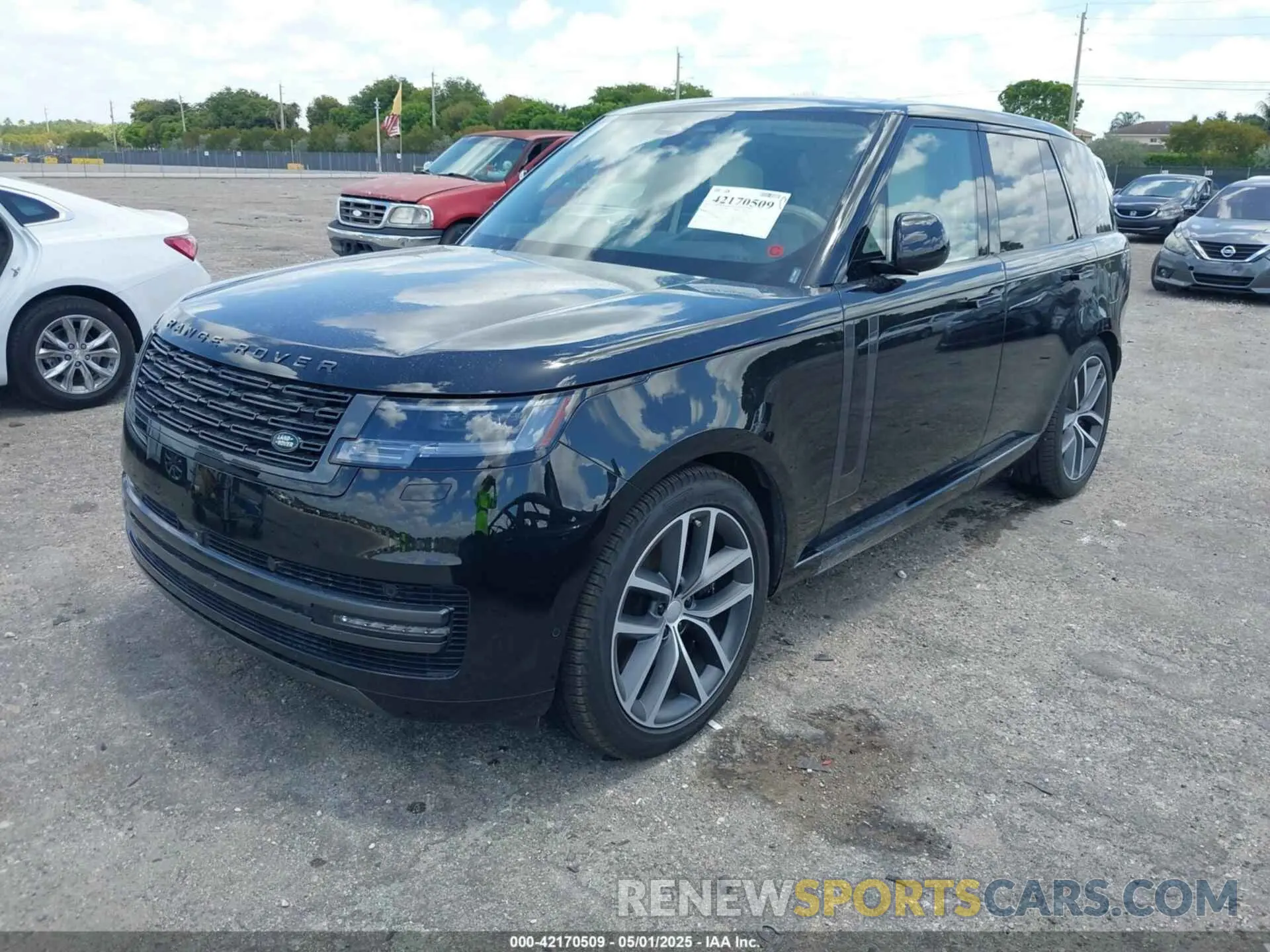 2 Фотография поврежденного автомобиля SALKP9F41SA262215 LAND ROVER RANGE ROVER 2025