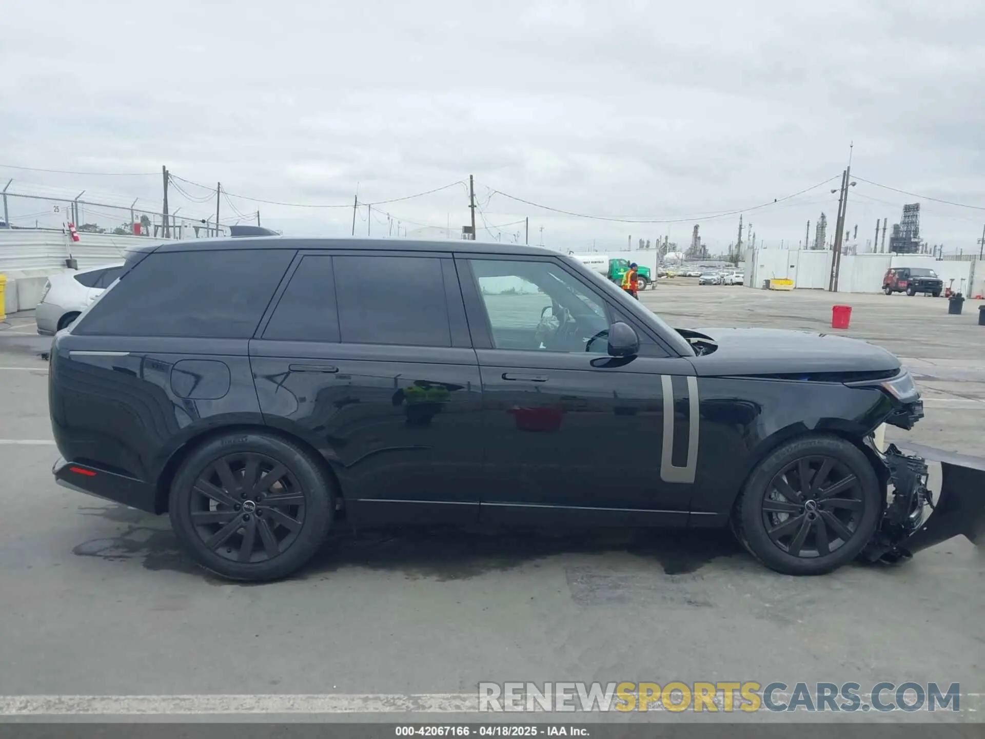 13 Photograph of a damaged car SALKP9FU1SA280360 LAND ROVER RANGE ROVER 2025