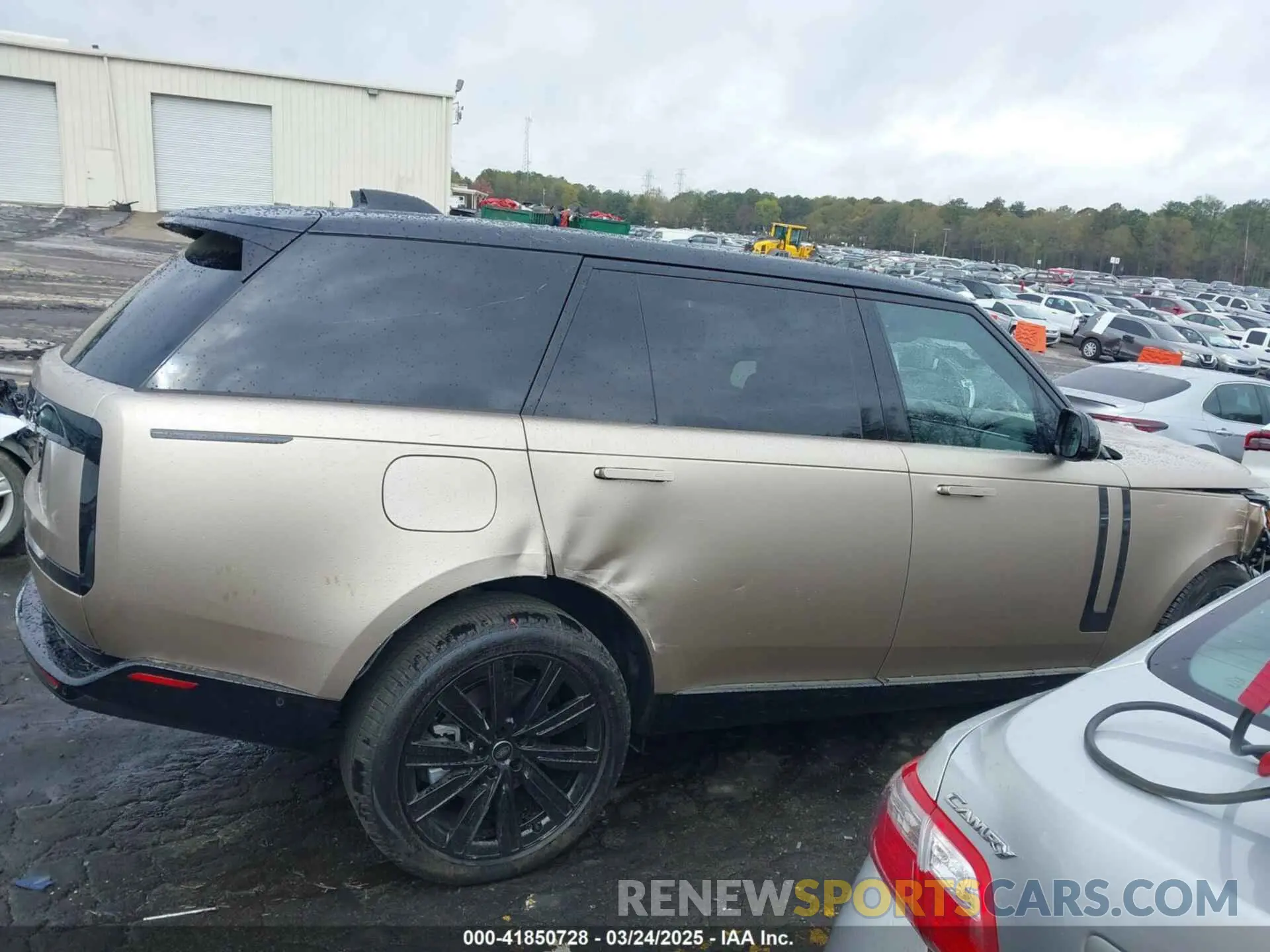 12 Photograph of a damaged car SALKPBFU9SA285037 LAND ROVER RANGE ROVER 2025