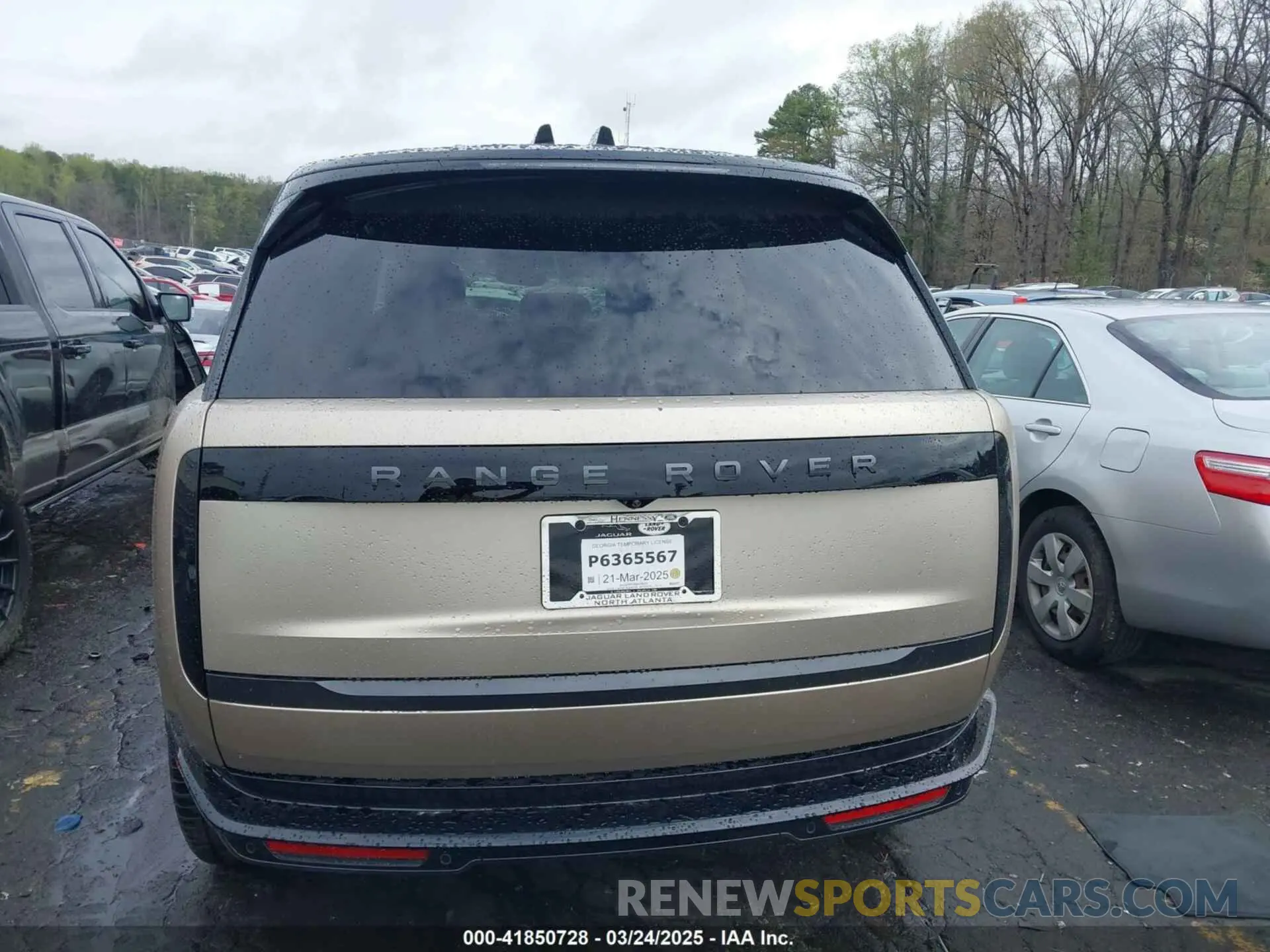 15 Photograph of a damaged car SALKPBFU9SA285037 LAND ROVER RANGE ROVER 2025