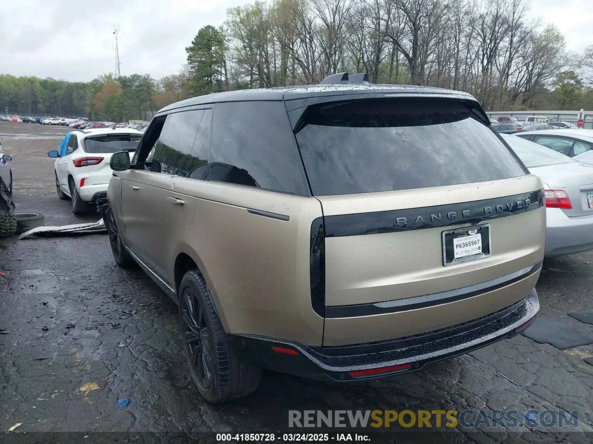 3 Photograph of a damaged car SALKPBFU9SA285037 LAND ROVER RANGE ROVER 2025