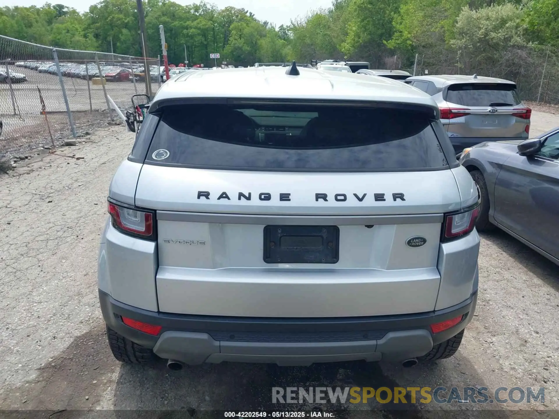 16 Photograph of a damaged car SALVP2RX2KH341992 LAND ROVER RANGE ROVER EVOQUE 2019
