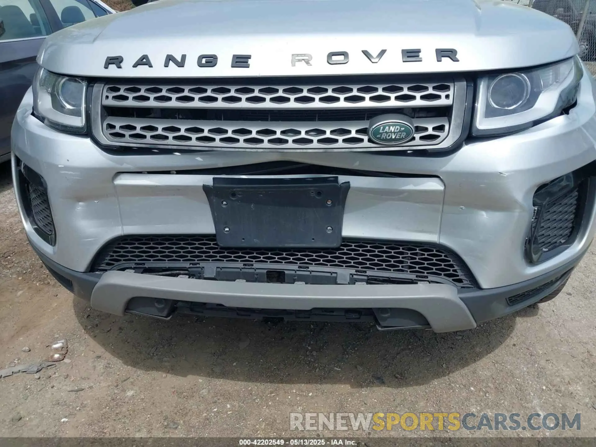 6 Photograph of a damaged car SALVP2RX2KH341992 LAND ROVER RANGE ROVER EVOQUE 2019