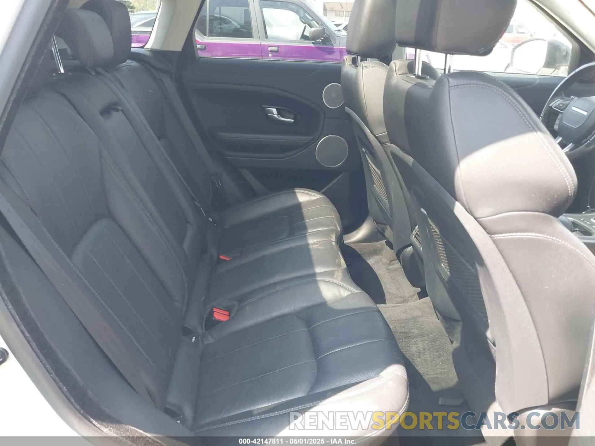 8 Photograph of a damaged car SALVP2RX3KH346344 LAND ROVER RANGE ROVER EVOQUE 2019