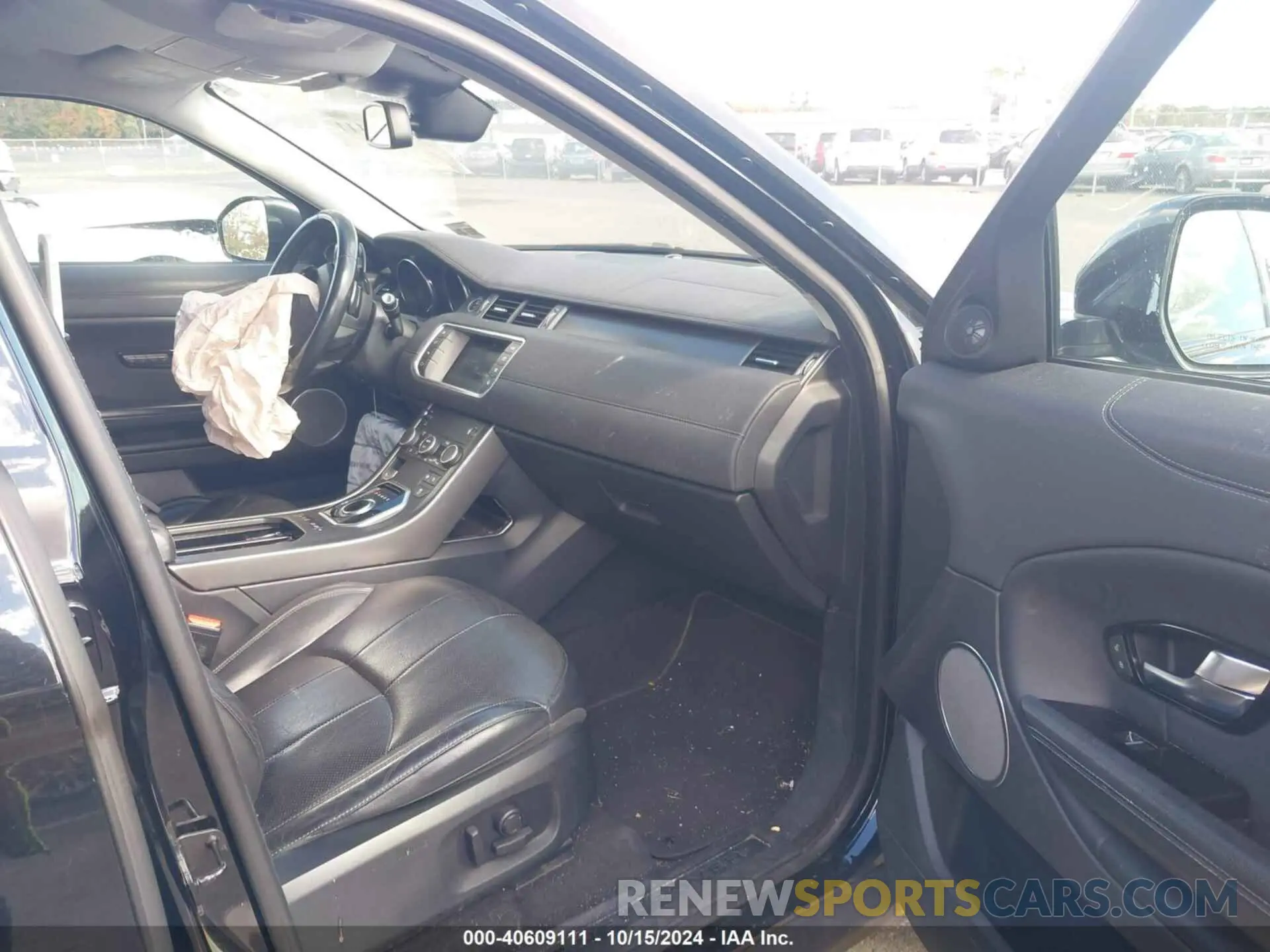 5 Photograph of a damaged car SALVP2RX5KH341811 LAND ROVER RANGE ROVER EVOQUE 2019