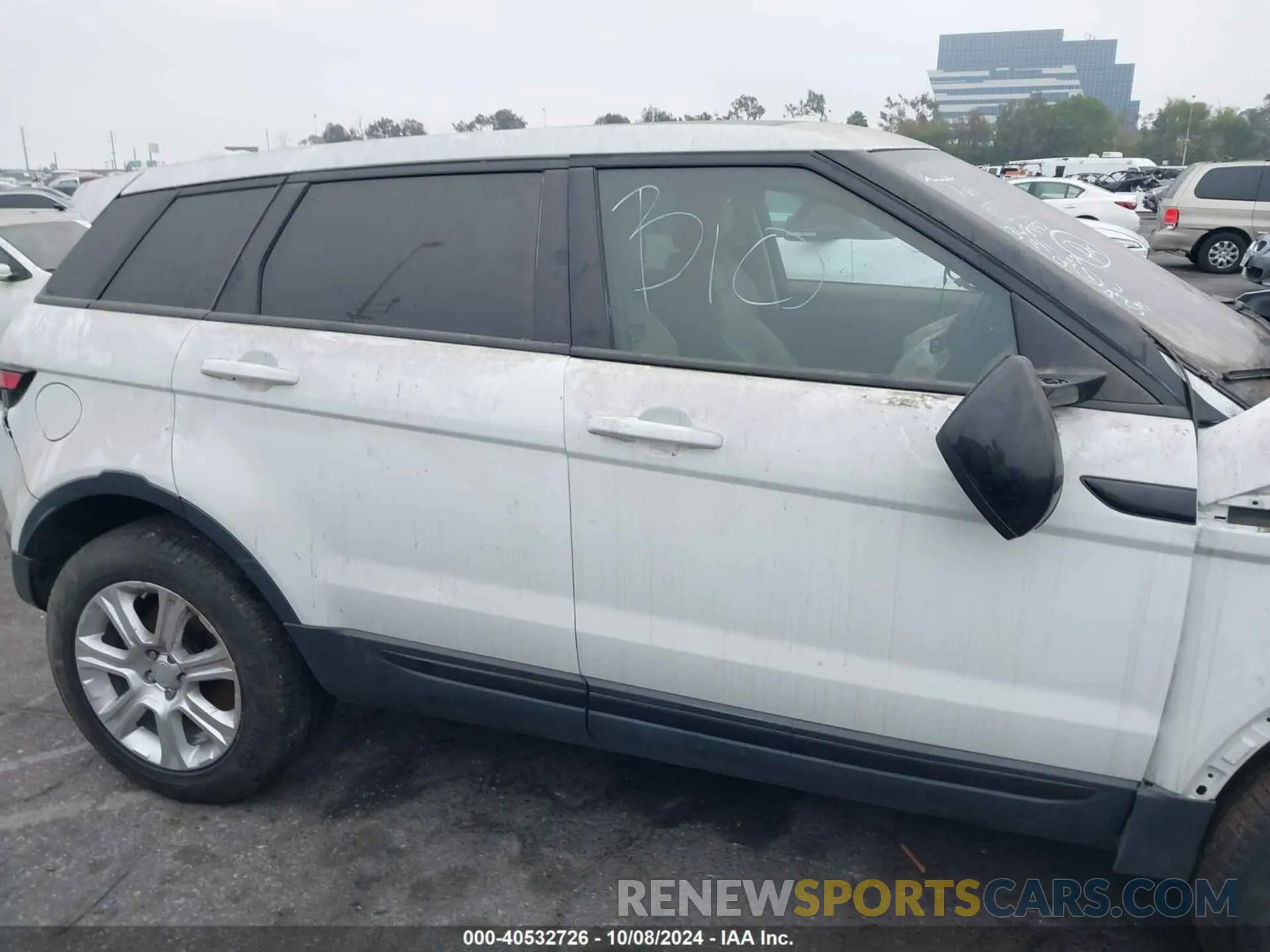 13 Photograph of a damaged car SALVP2RX6KH348993 LAND ROVER RANGE ROVER EVOQUE 2019