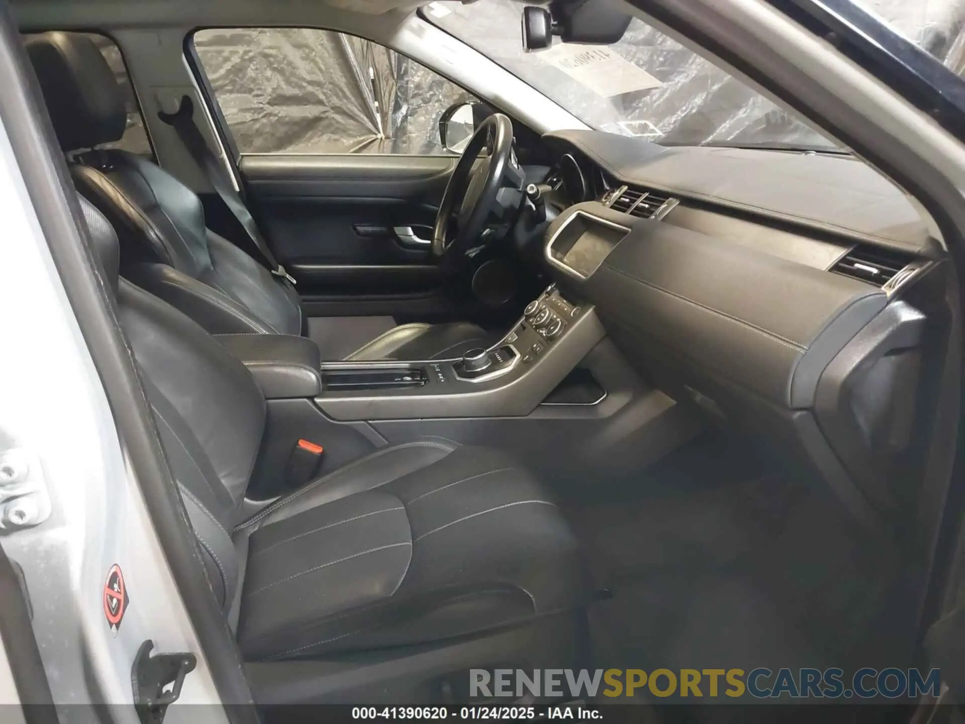 5 Photograph of a damaged car SALVP2RX9KH348356 LAND ROVER RANGE ROVER EVOQUE 2019