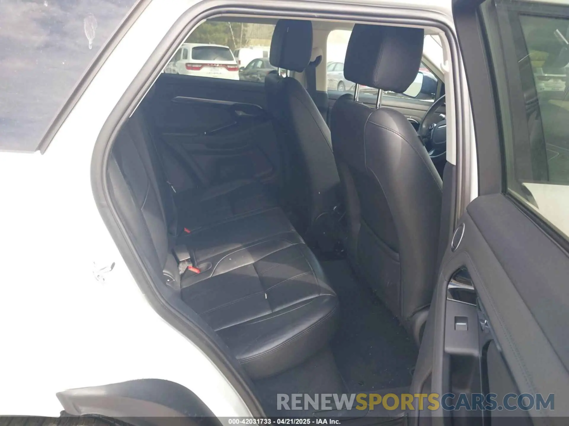8 Photograph of a damaged car SALZJ2FX1LH059030 LAND ROVER RANGE ROVER EVOQUE 2020