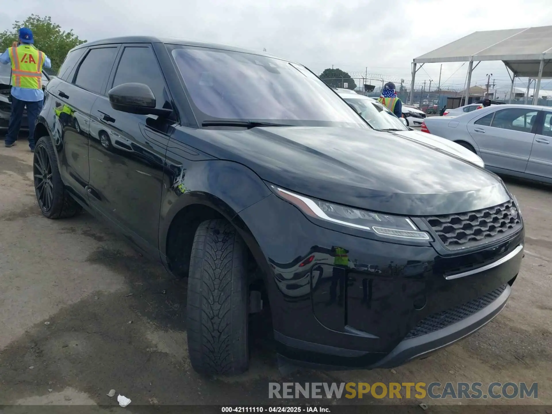 1 Фотография поврежденного автомобиля SALZJ2FX4LH016575 LAND ROVER RANGE ROVER EVOQUE 2020