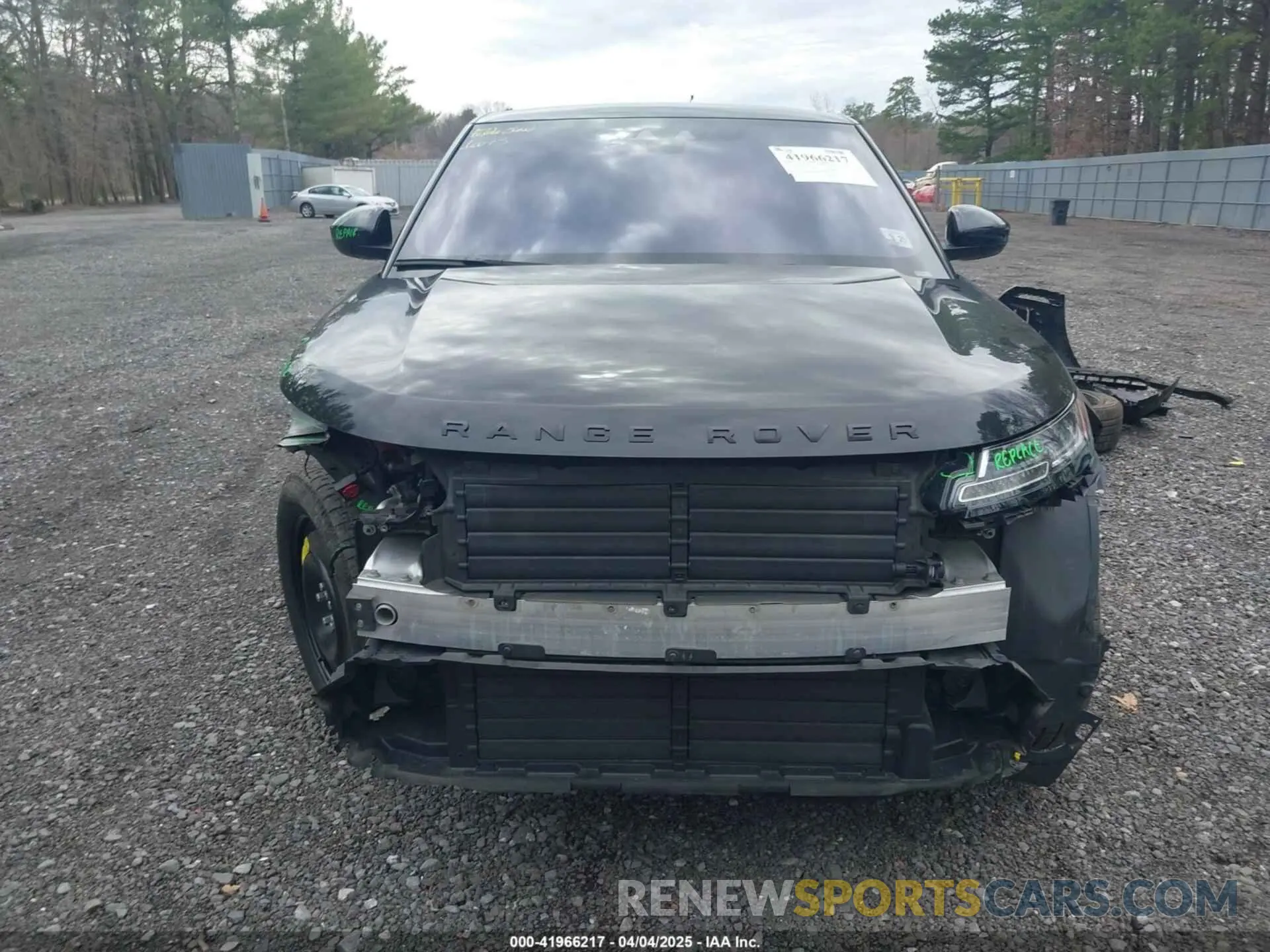 12 Photograph of a damaged car SALZJ2FX4LH116921 LAND ROVER RANGE ROVER EVOQUE 2020