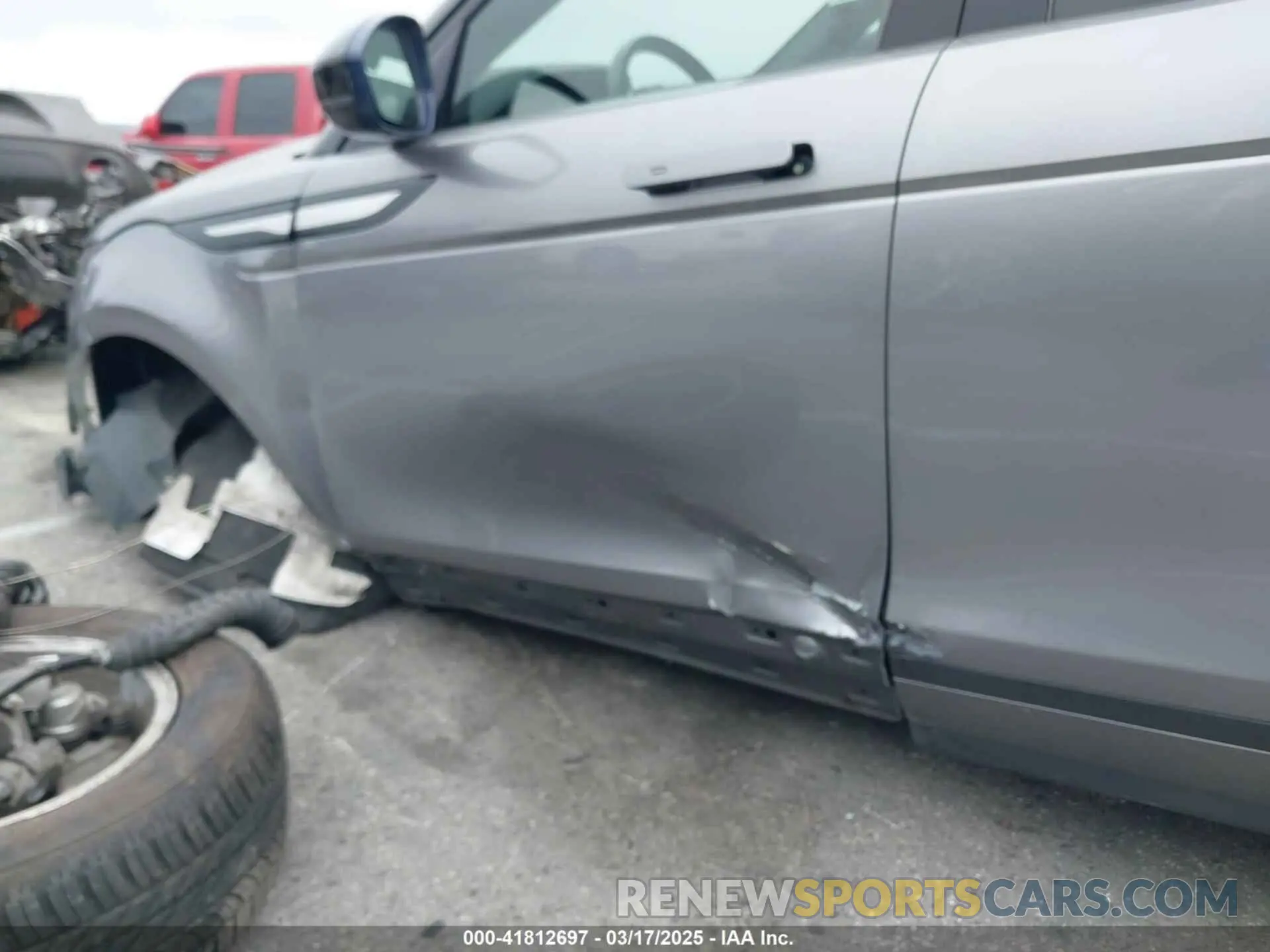 19 Photograph of a damaged car SALZJ2FX5LH068877 LAND ROVER RANGE ROVER EVOQUE 2020
