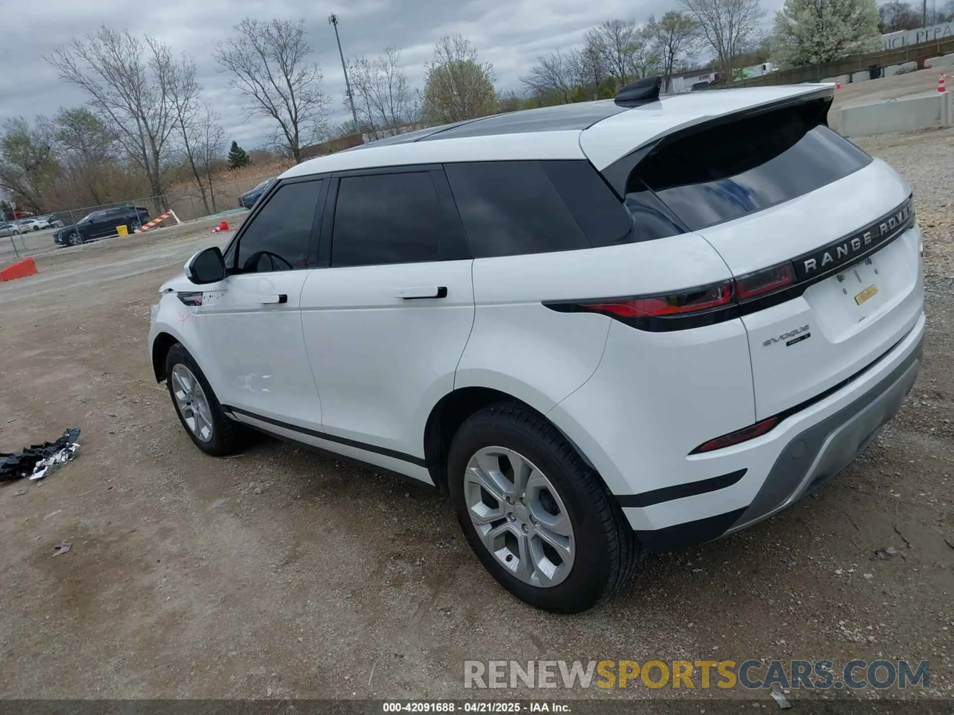 3 Фотография поврежденного автомобиля SALZJ2FX8LH060725 LAND ROVER RANGE ROVER EVOQUE 2020