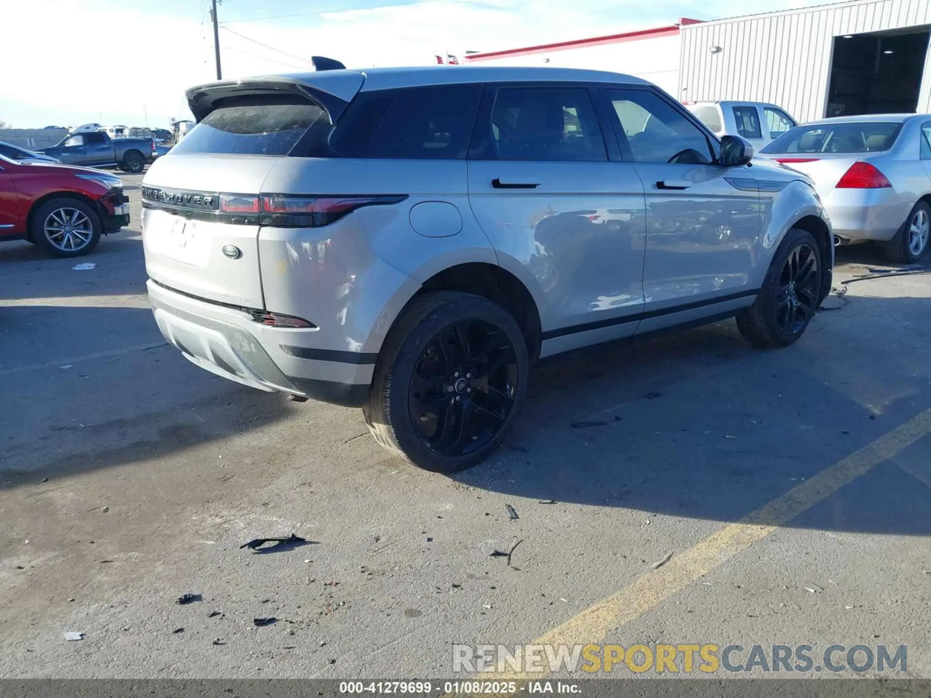 4 Photograph of a damaged car SALZJ2FX8LH065312 LAND ROVER RANGE ROVER EVOQUE 2020