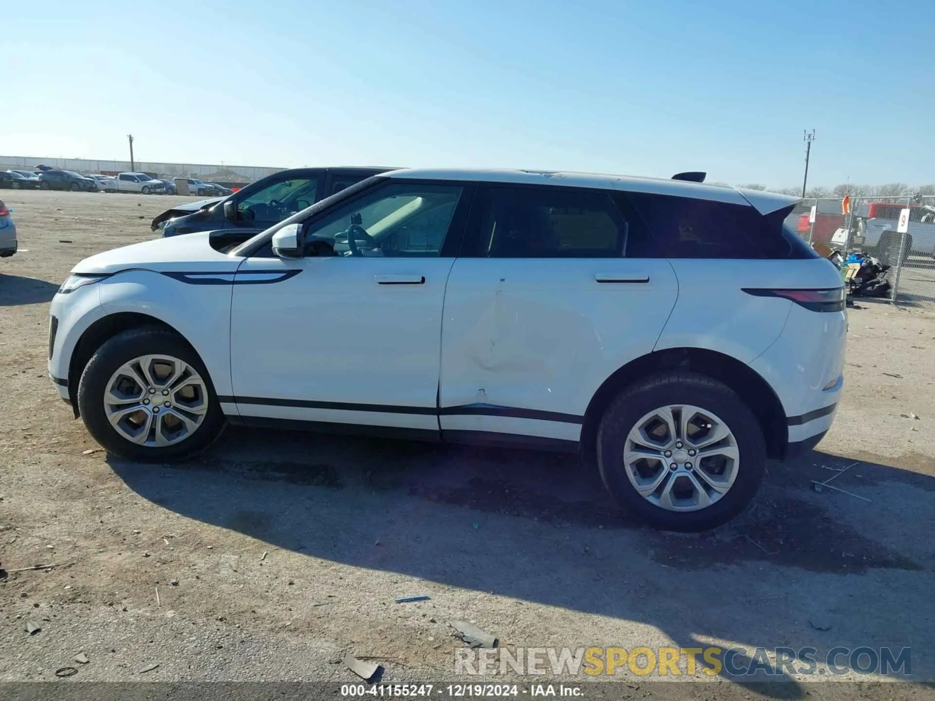 13 Photograph of a damaged car SALZJ2FX9LH030293 LAND ROVER RANGE ROVER EVOQUE 2020