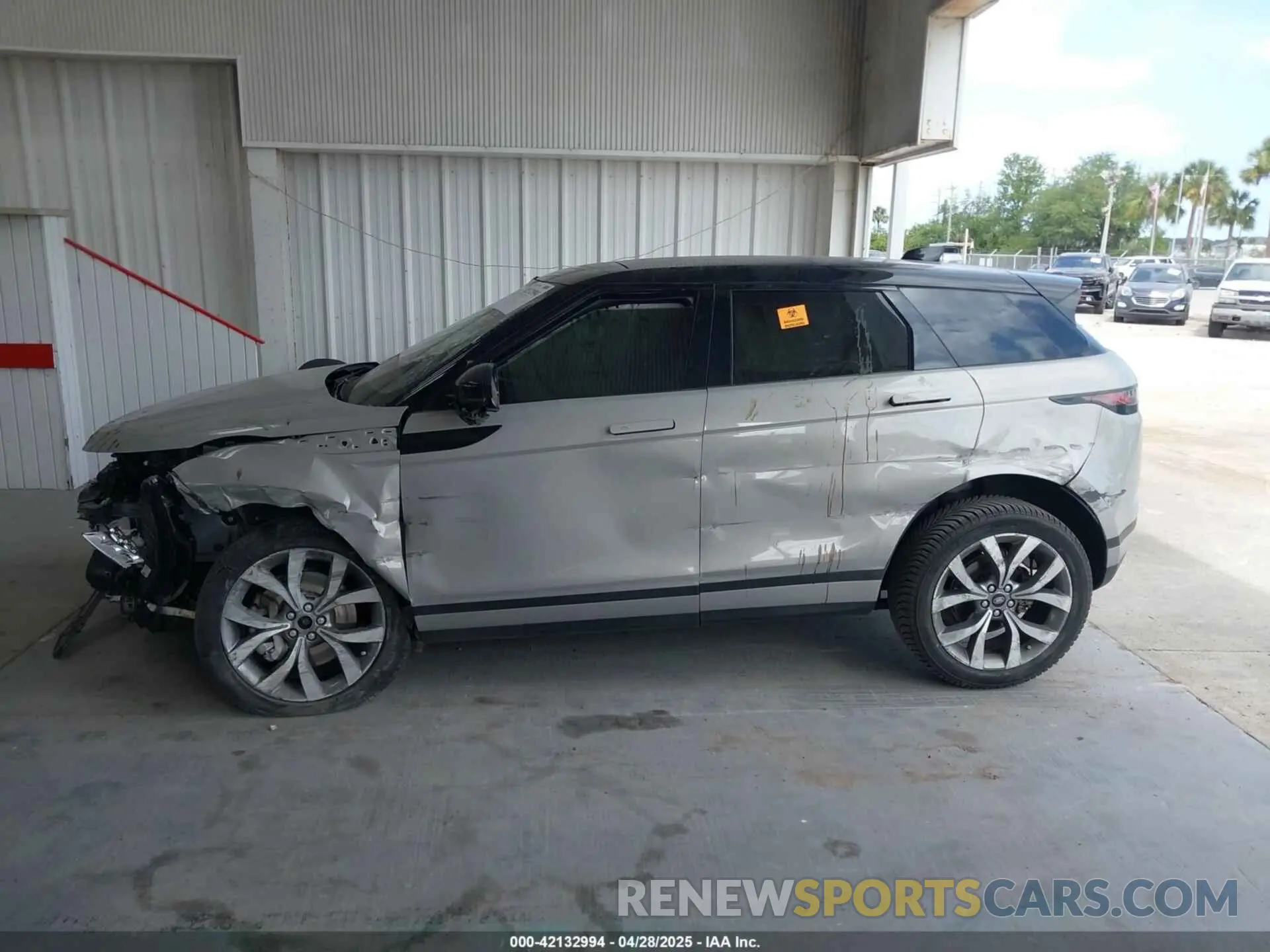 14 Photograph of a damaged car SALZJ2FX9LH120642 LAND ROVER RANGE ROVER EVOQUE 2020