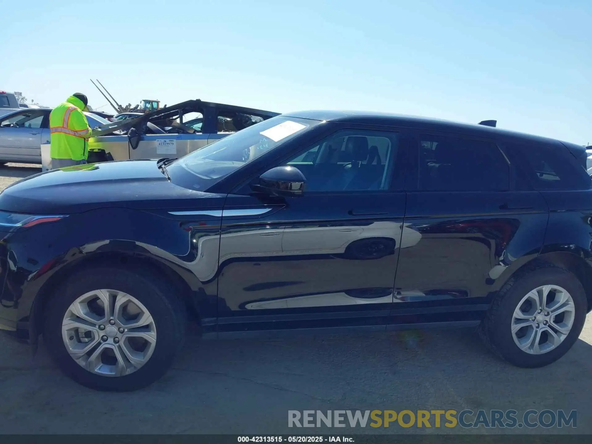 14 Photograph of a damaged car SALZJ2FXXLH107737 LAND ROVER RANGE ROVER EVOQUE 2020