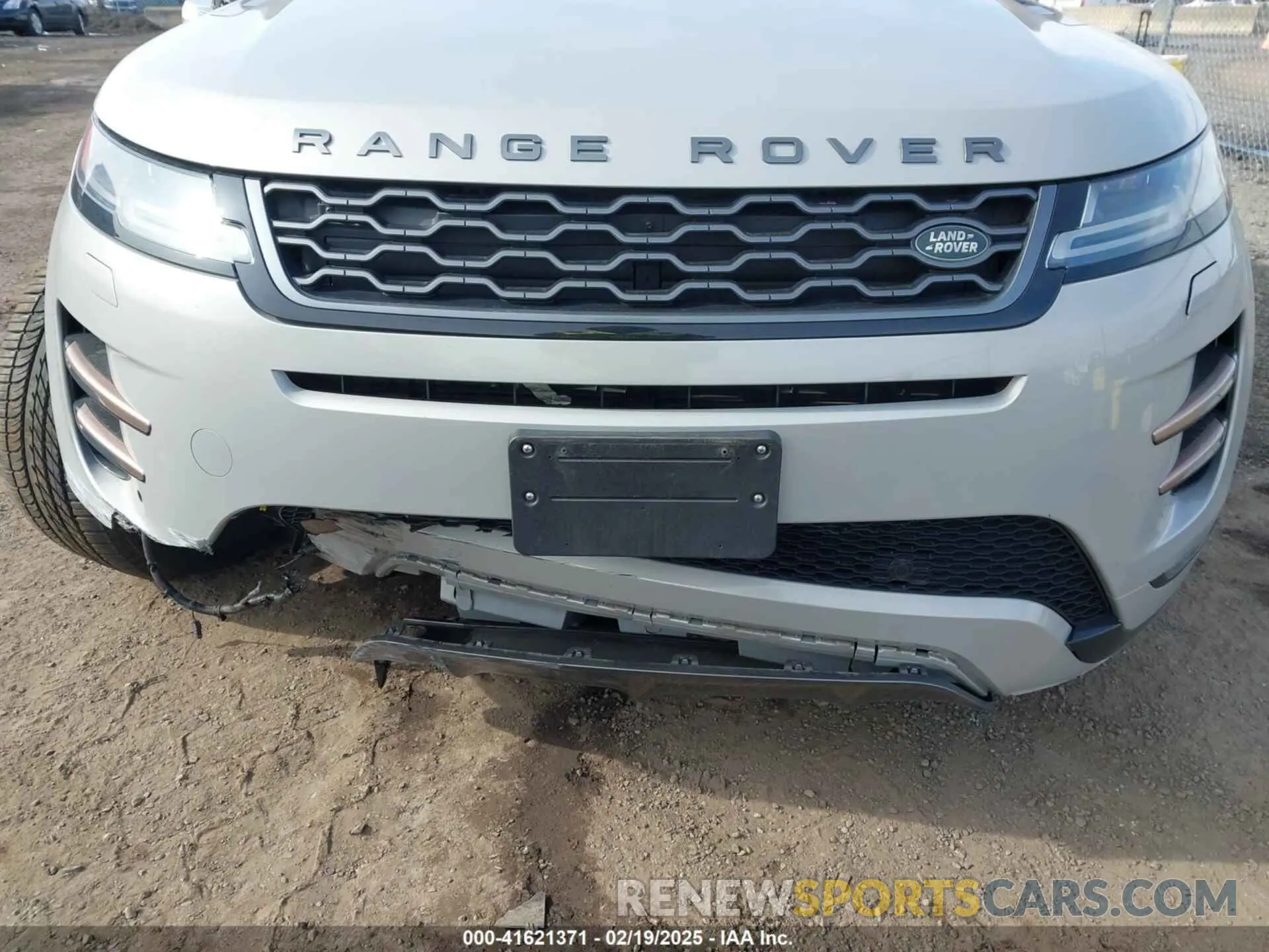 6 Photograph of a damaged car SALZL2FX8LH028139 LAND ROVER RANGE ROVER EVOQUE 2020