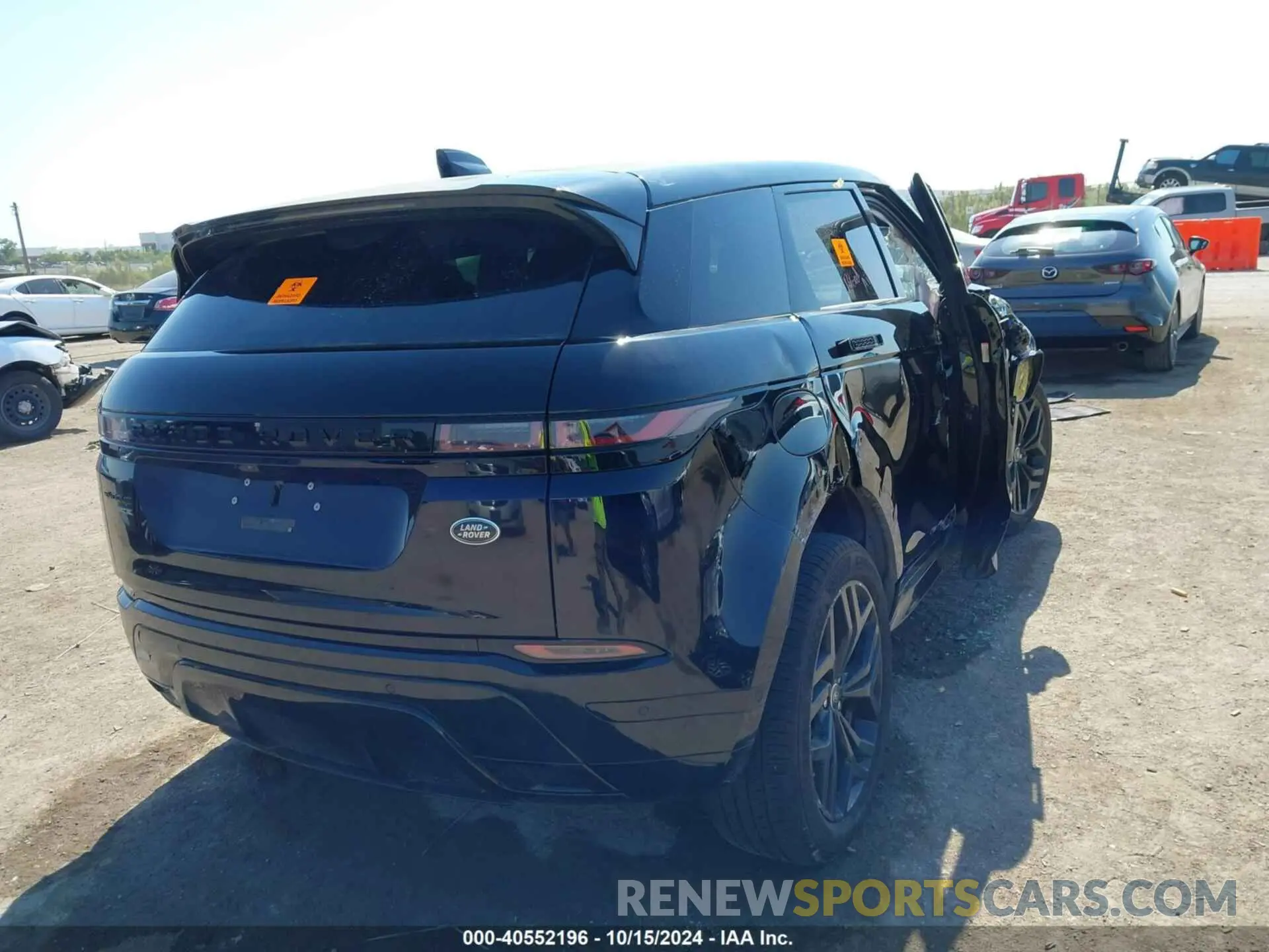 4 Photograph of a damaged car SALZL2GX1LH039661 LAND ROVER RANGE ROVER EVOQUE 2020