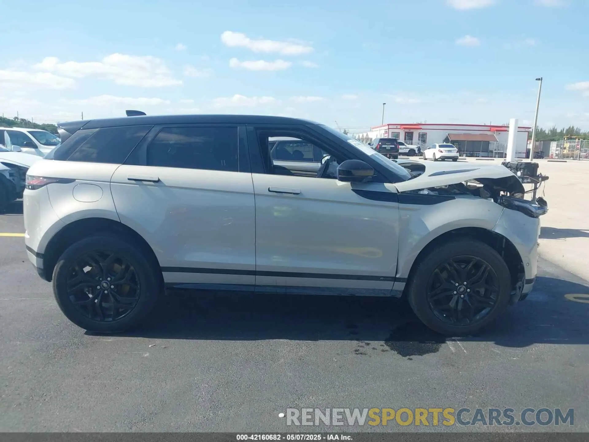 12 Photograph of a damaged car SALZL2GX2LH021721 LAND ROVER RANGE ROVER EVOQUE 2020