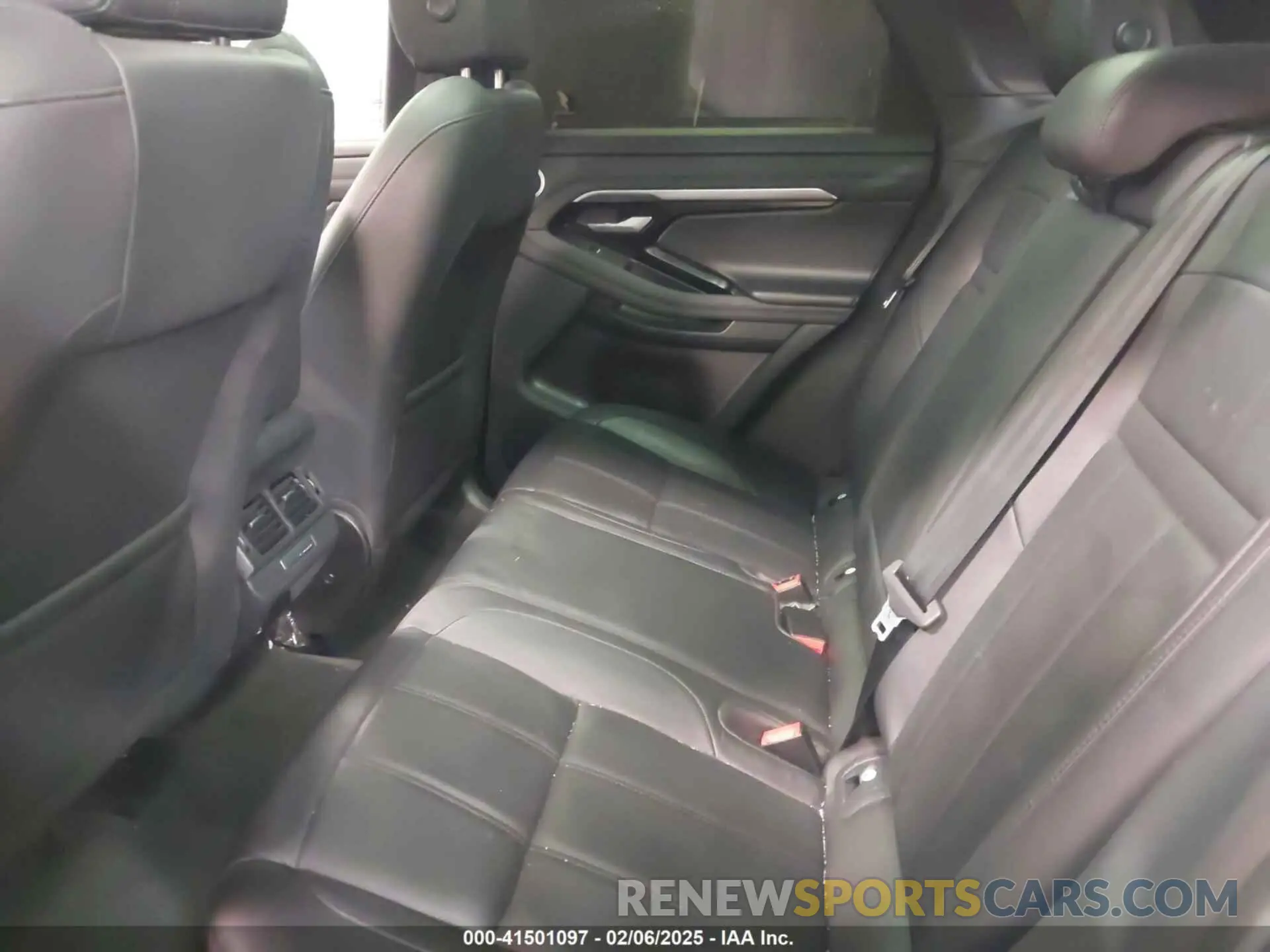 8 Photograph of a damaged car SALZP2FX2LH047127 LAND ROVER RANGE ROVER EVOQUE 2020