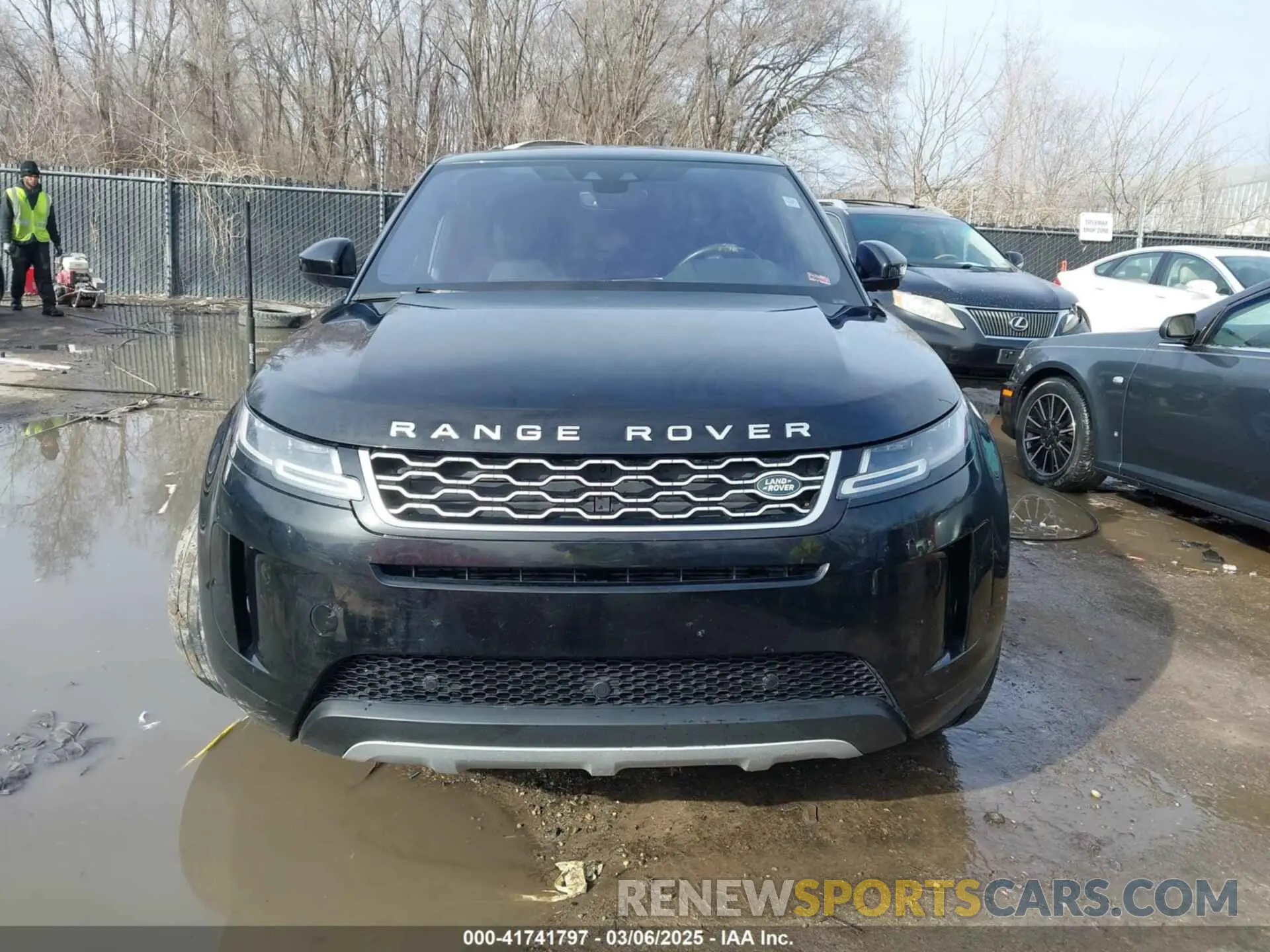 12 Photograph of a damaged car SALZP2FX6LH077294 LAND ROVER RANGE ROVER EVOQUE 2020