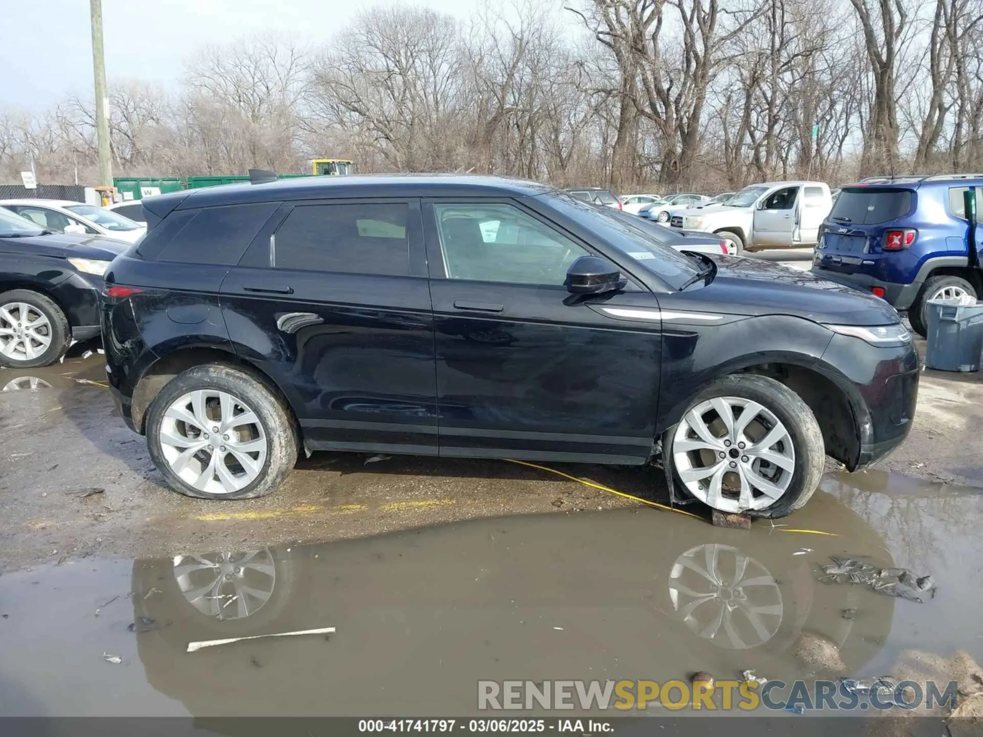 13 Photograph of a damaged car SALZP2FX6LH077294 LAND ROVER RANGE ROVER EVOQUE 2020
