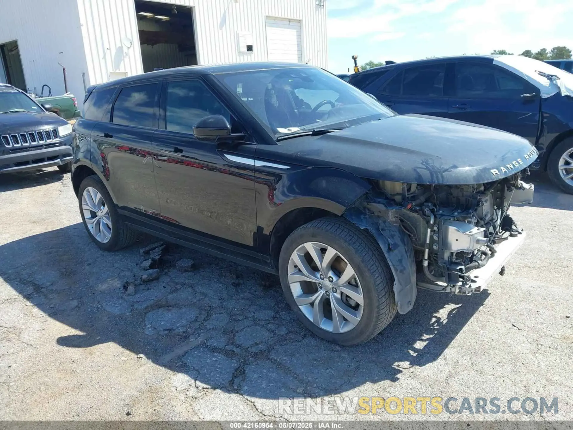 1 Photograph of a damaged car SALZP2FX8LH077135 LAND ROVER RANGE ROVER EVOQUE 2020