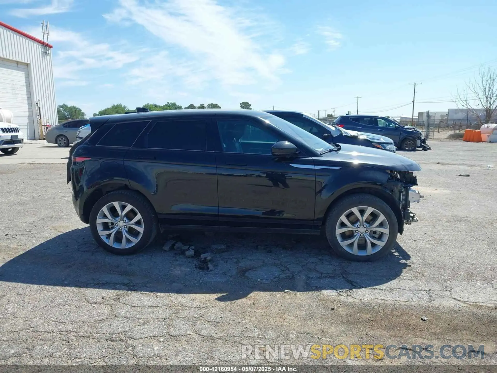 13 Photograph of a damaged car SALZP2FX8LH077135 LAND ROVER RANGE ROVER EVOQUE 2020