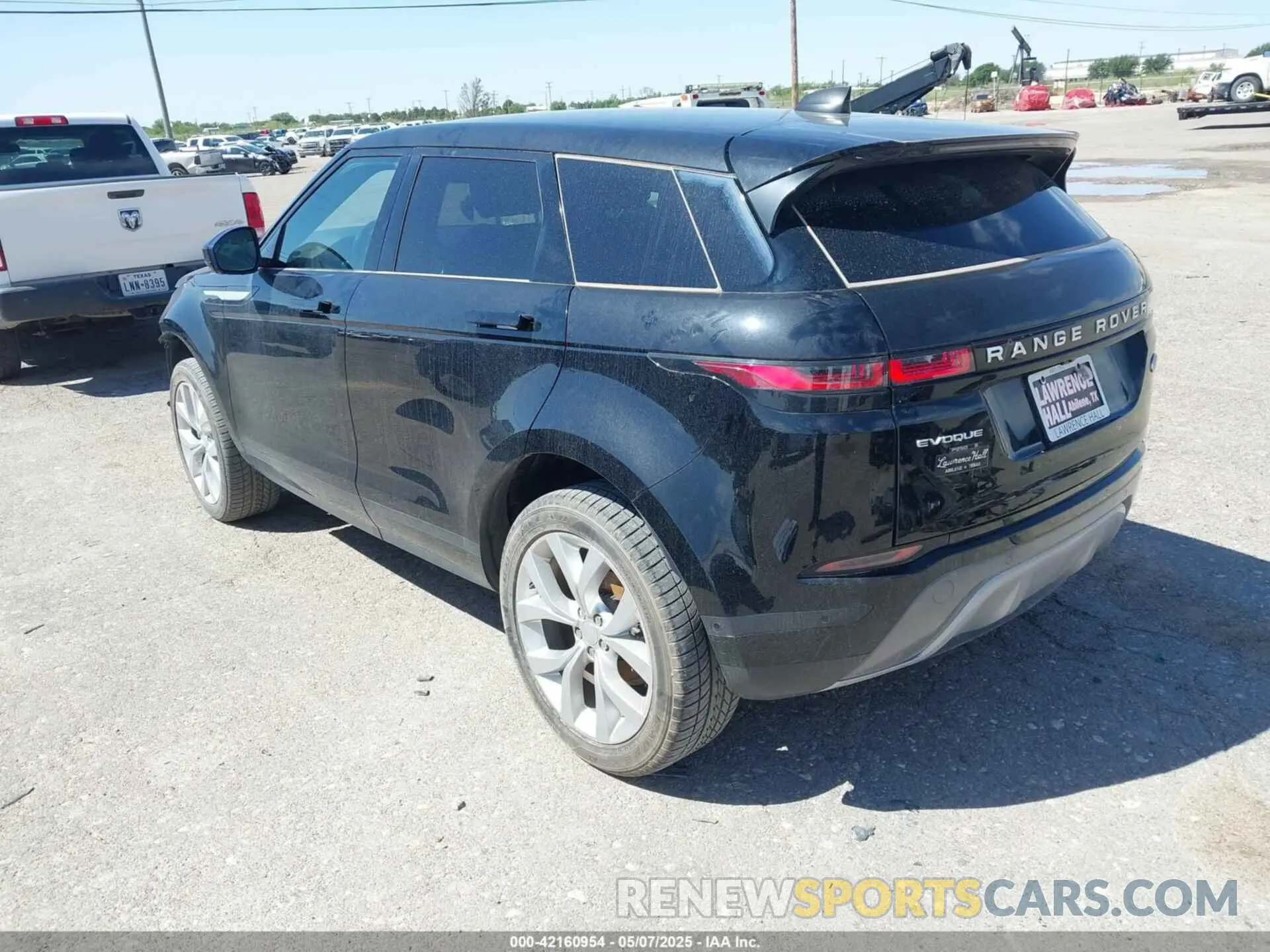 3 Photograph of a damaged car SALZP2FX8LH077135 LAND ROVER RANGE ROVER EVOQUE 2020